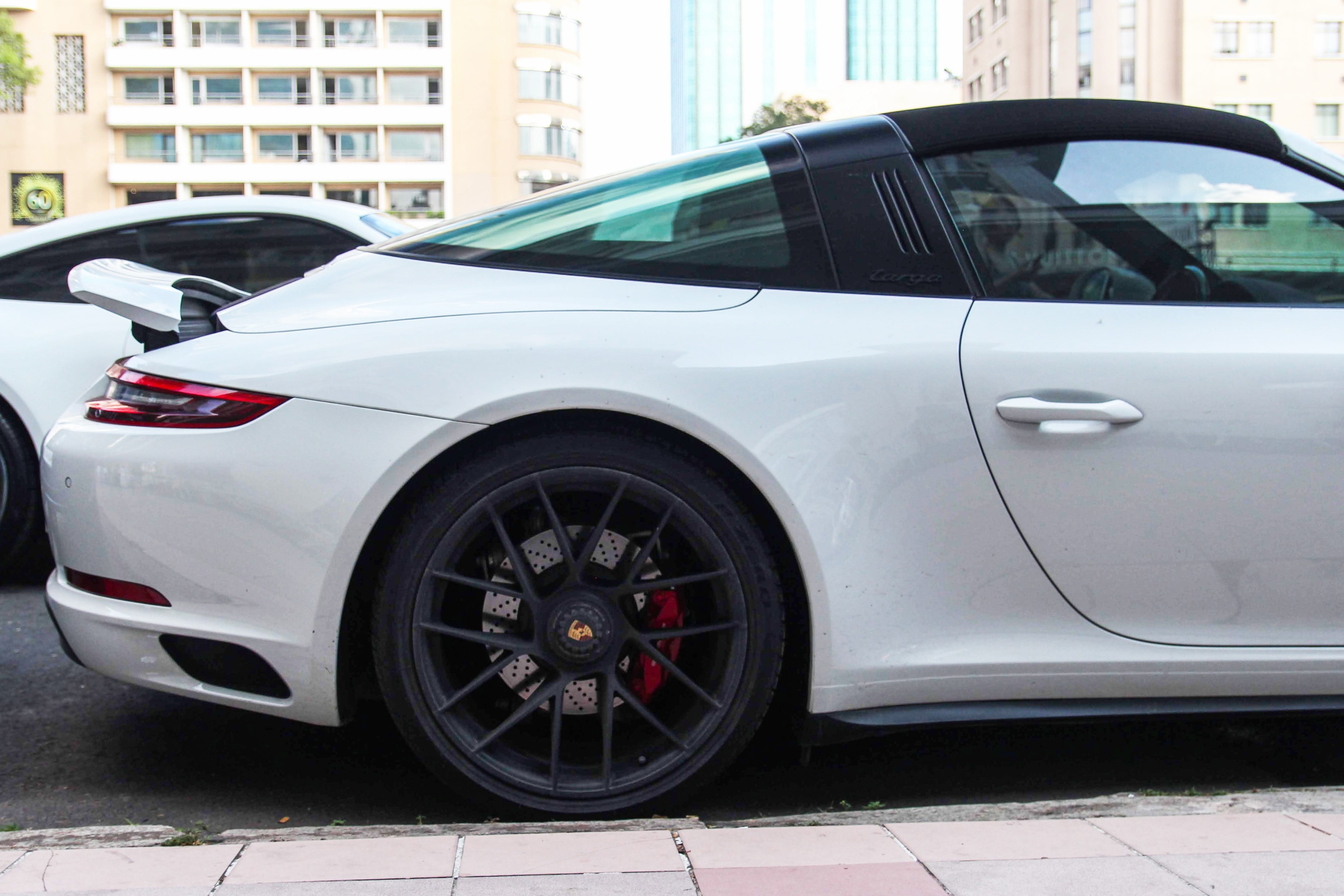 Porsche 911 Targa 4 GTS doc nhat Viet Nam anh 7