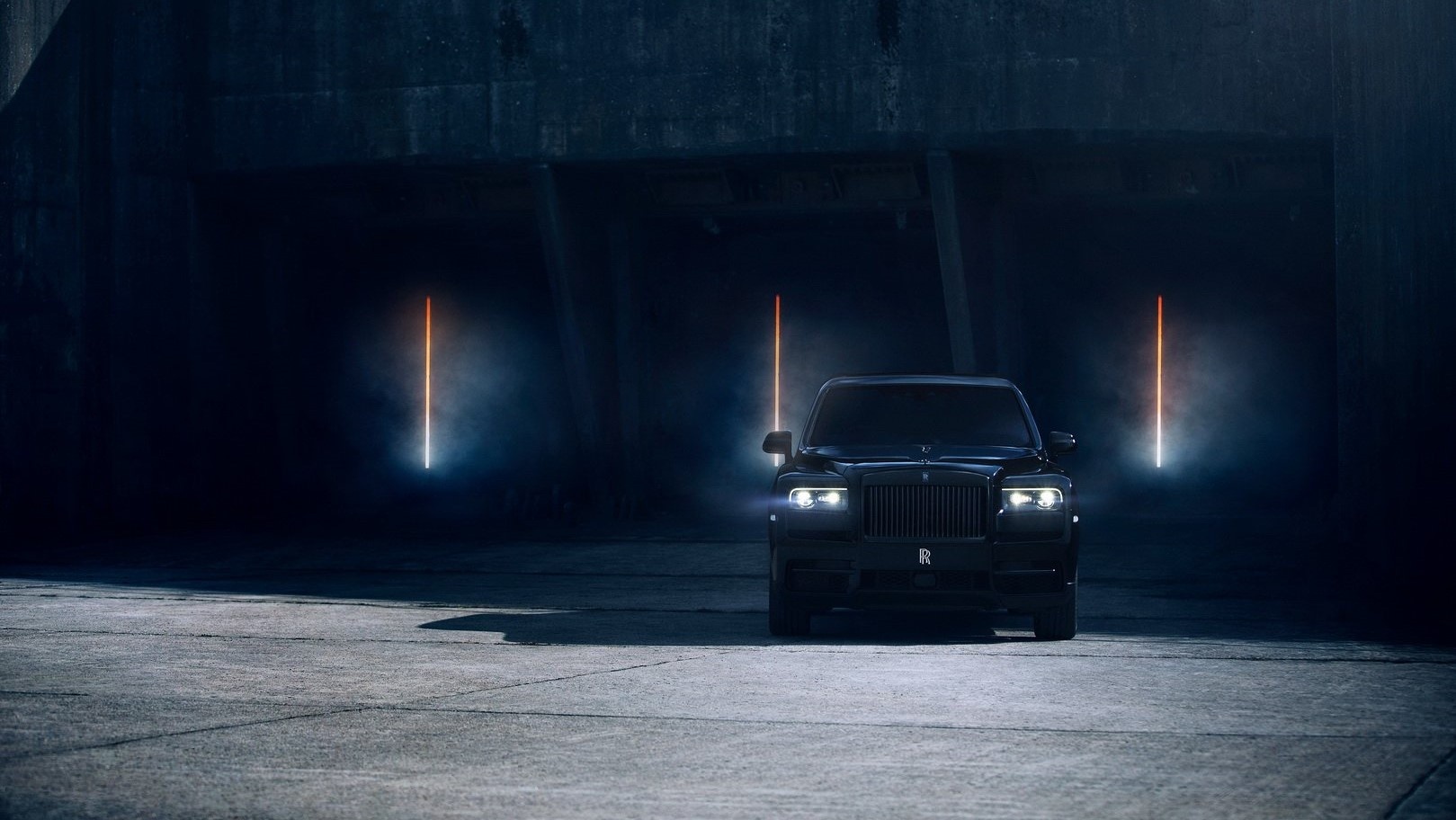 Rolls-Royce Cullinan Black Badge anh 2