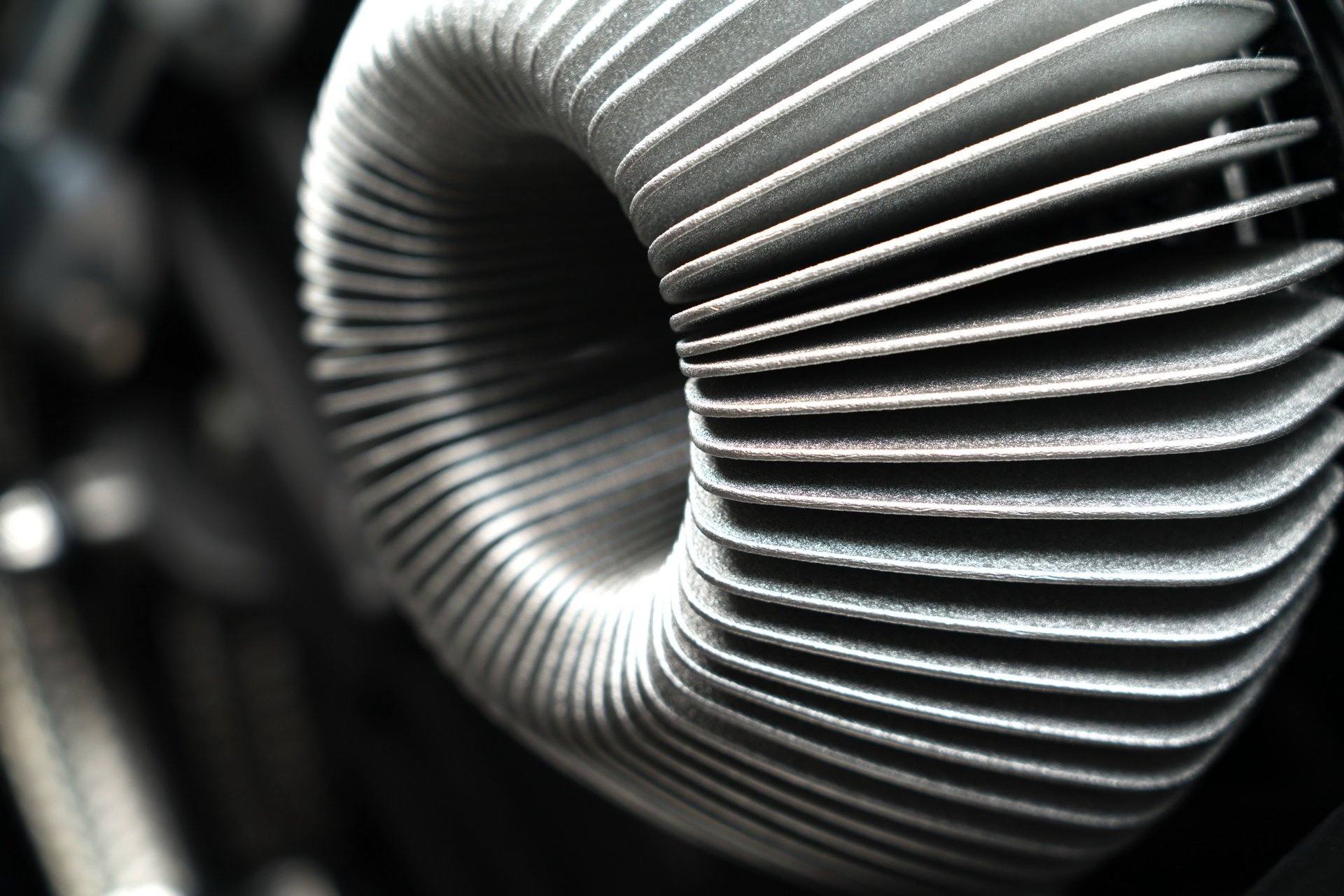 Aston Martin ra mat moto anh 5