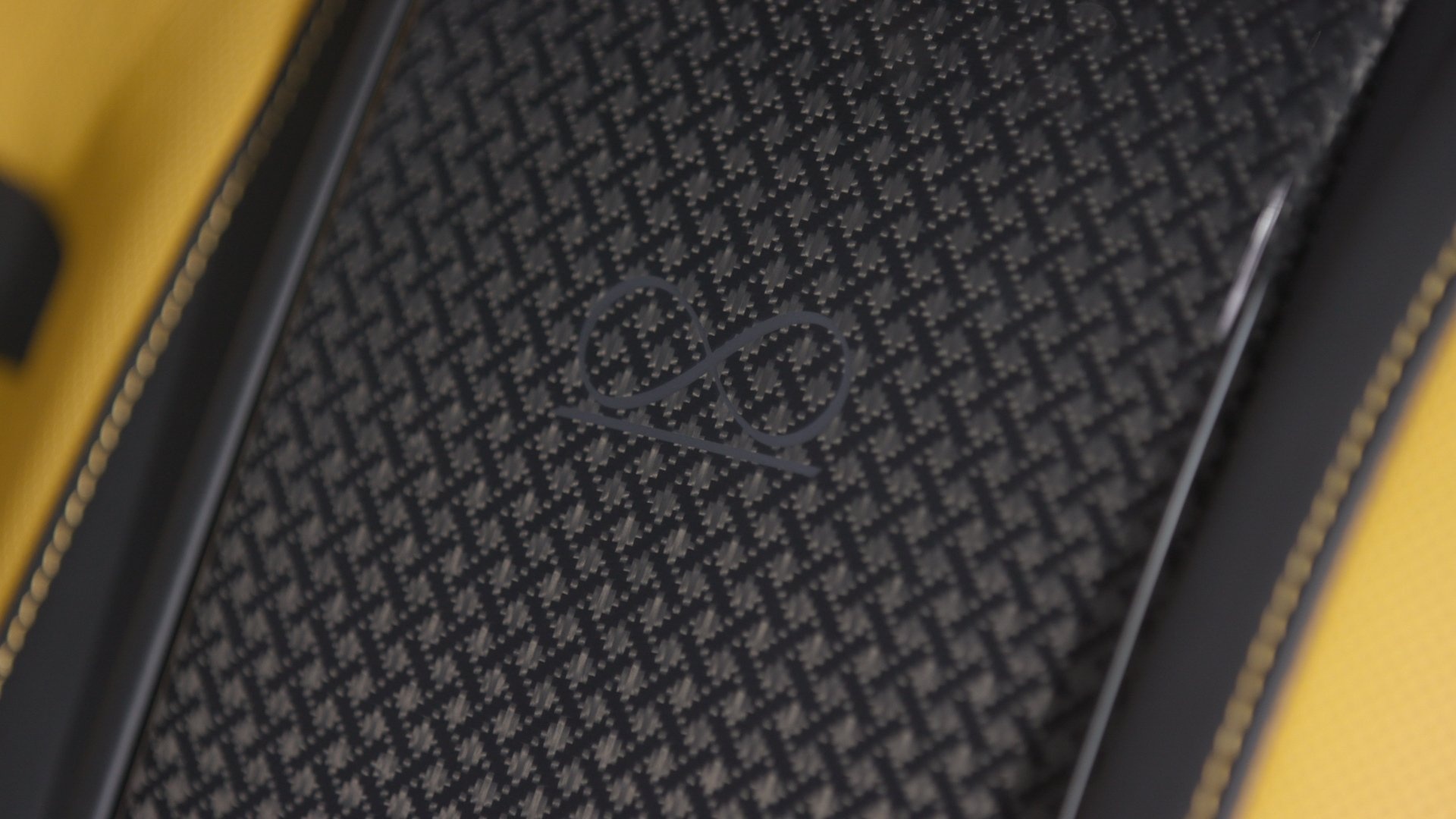 Rolls-Royce Cullinan Black Badge anh 16