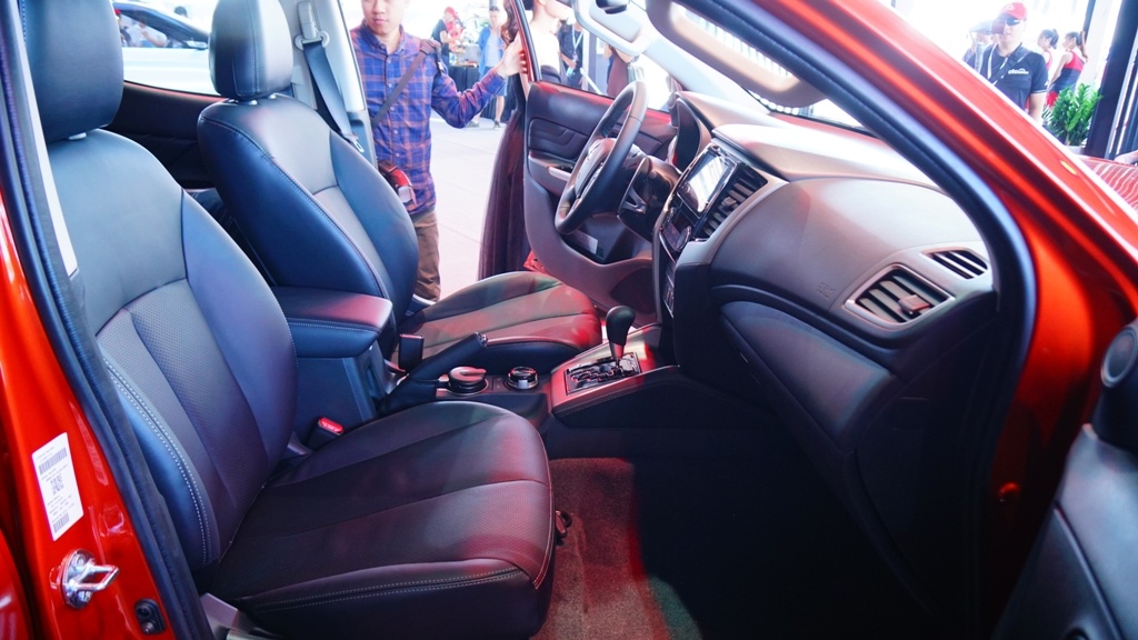 Mitsubishi Triton moi ra mat Viet Nam anh 13