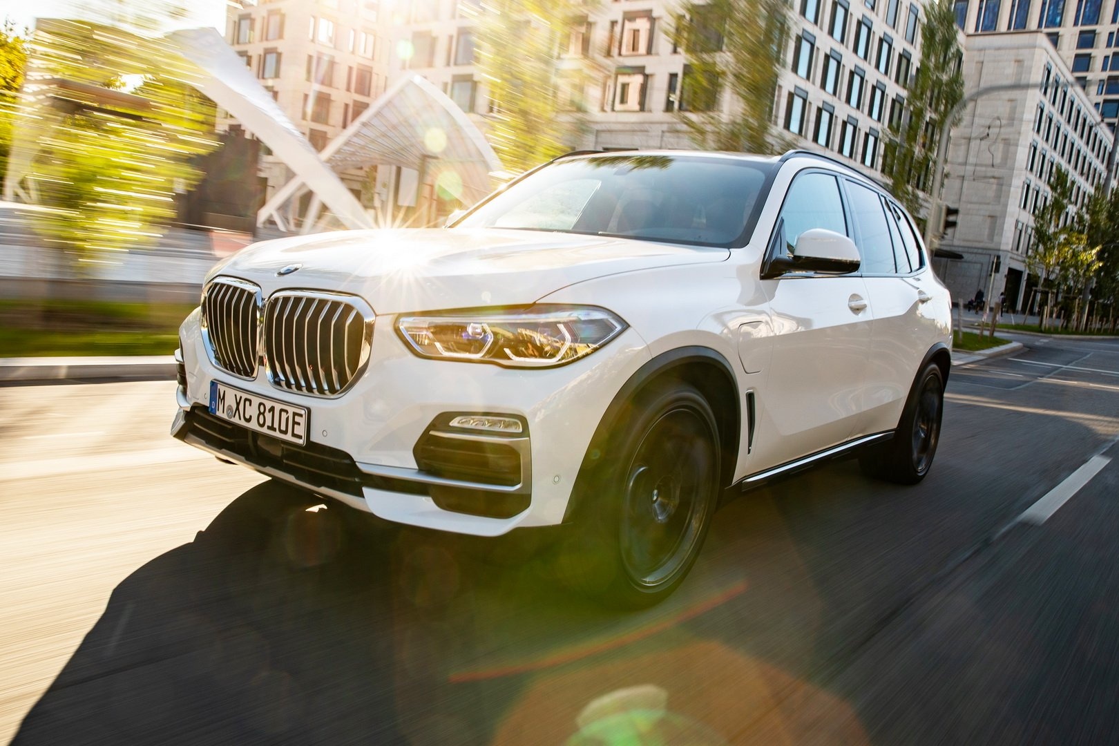 BMW X5 xDrive45e Hybrid anh 12