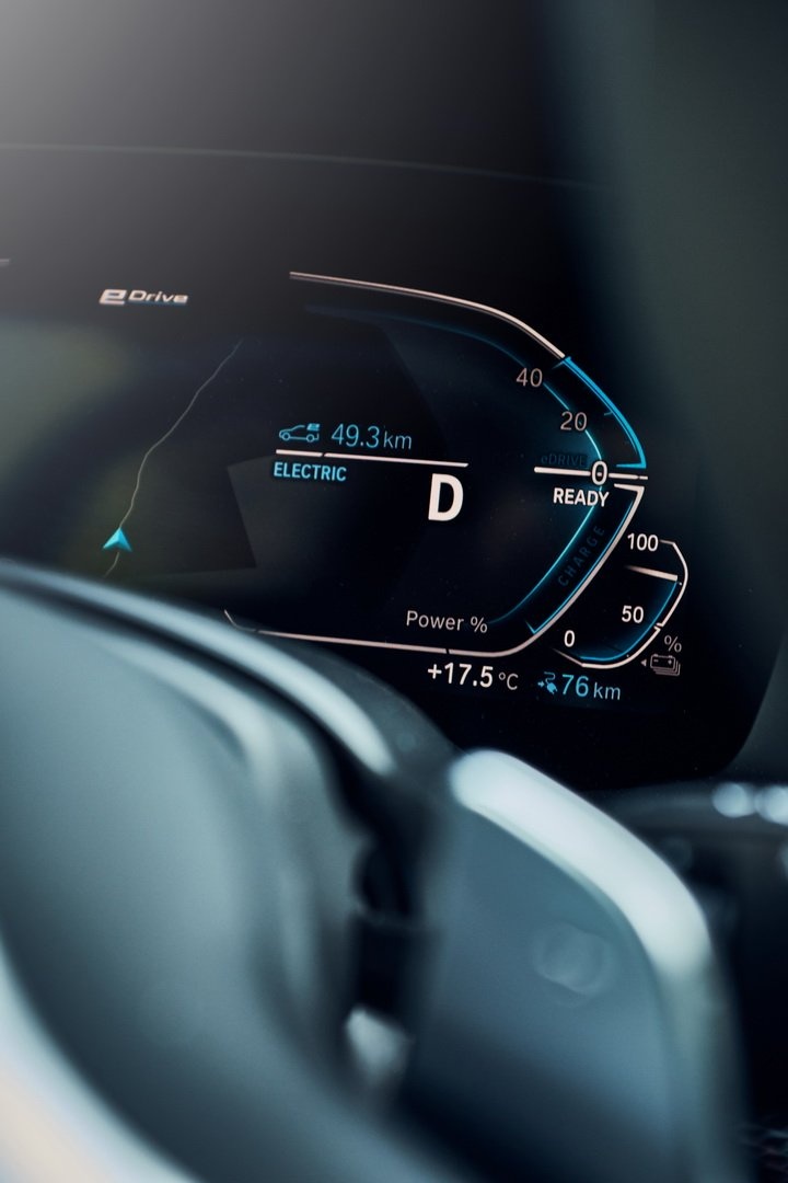 BMW X5 xDrive45e Hybrid anh 29