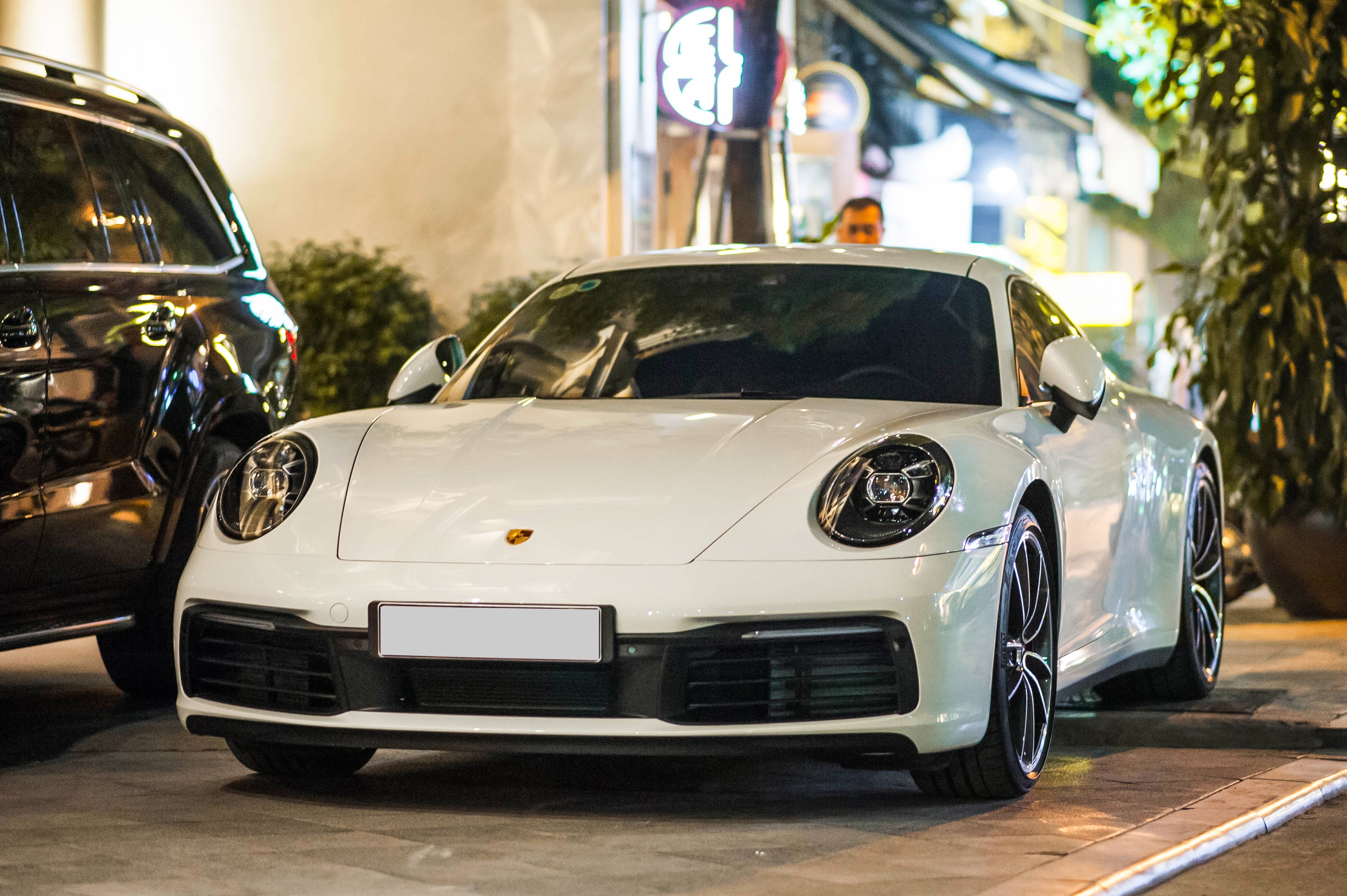 Cuong Do La xuyen Viet voi xe moi anh 1