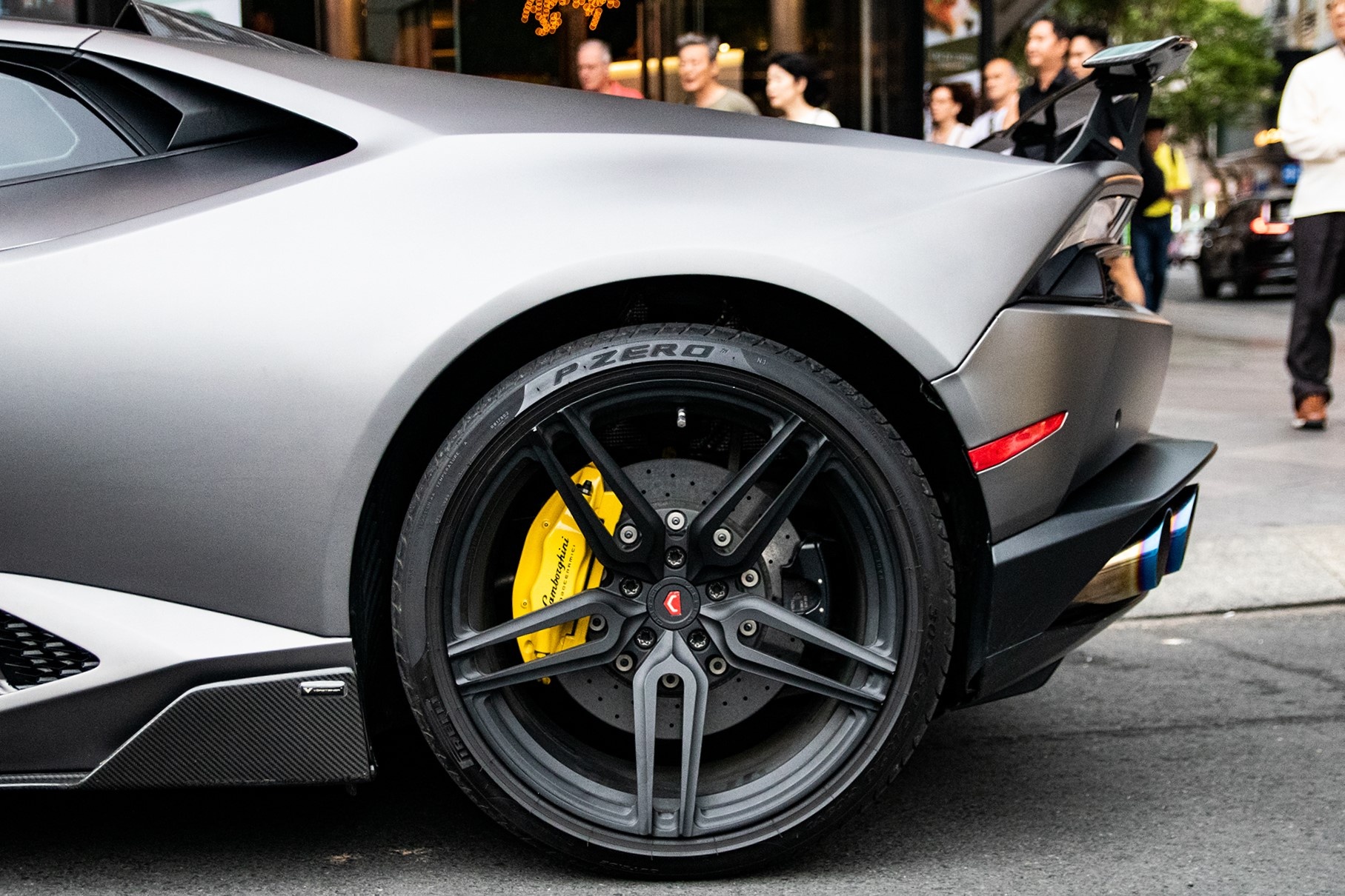 Lamborghini Huracan do phong cach Reventon anh 7