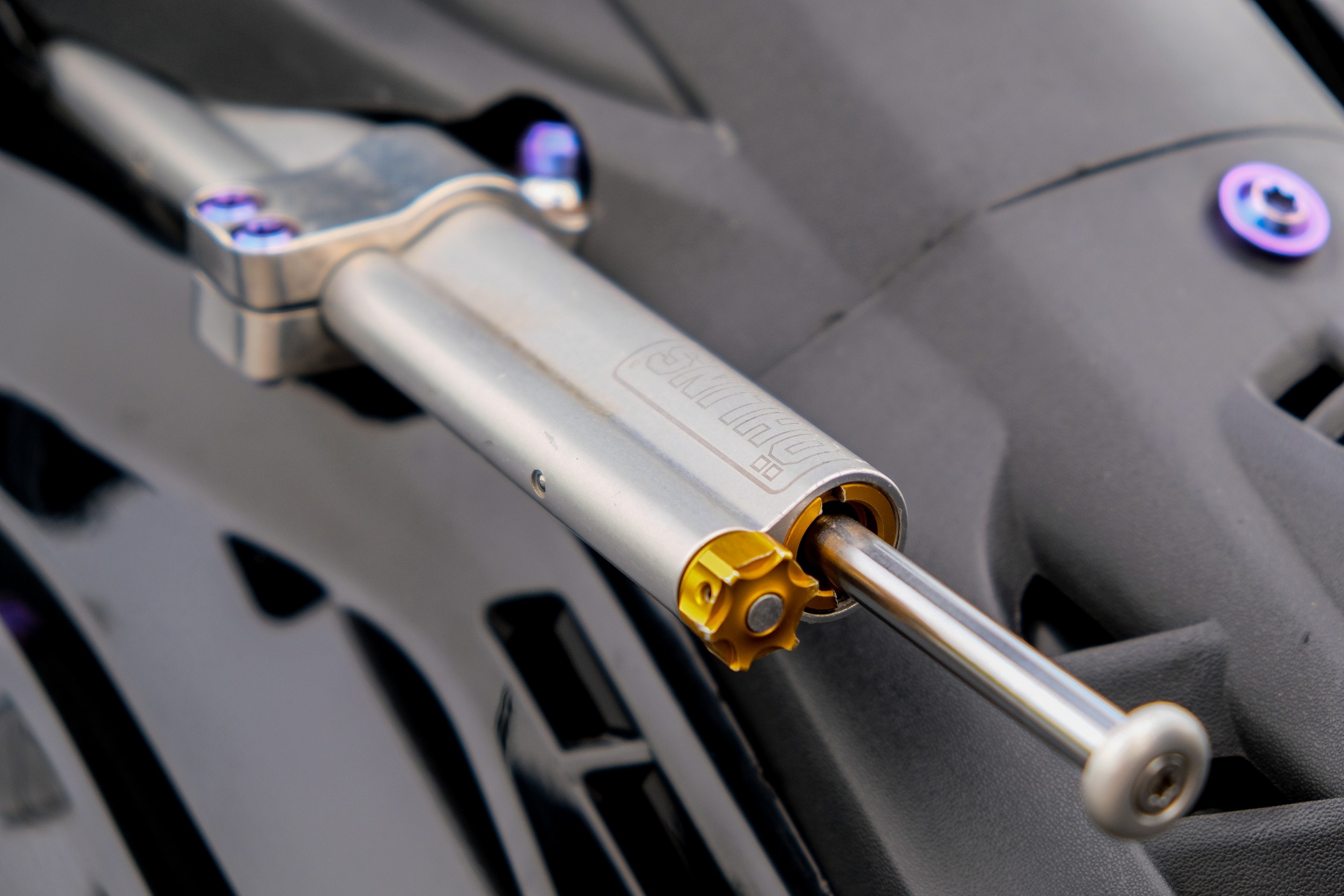 Yamaha Exciter do phong cach Hy Lap anh 9