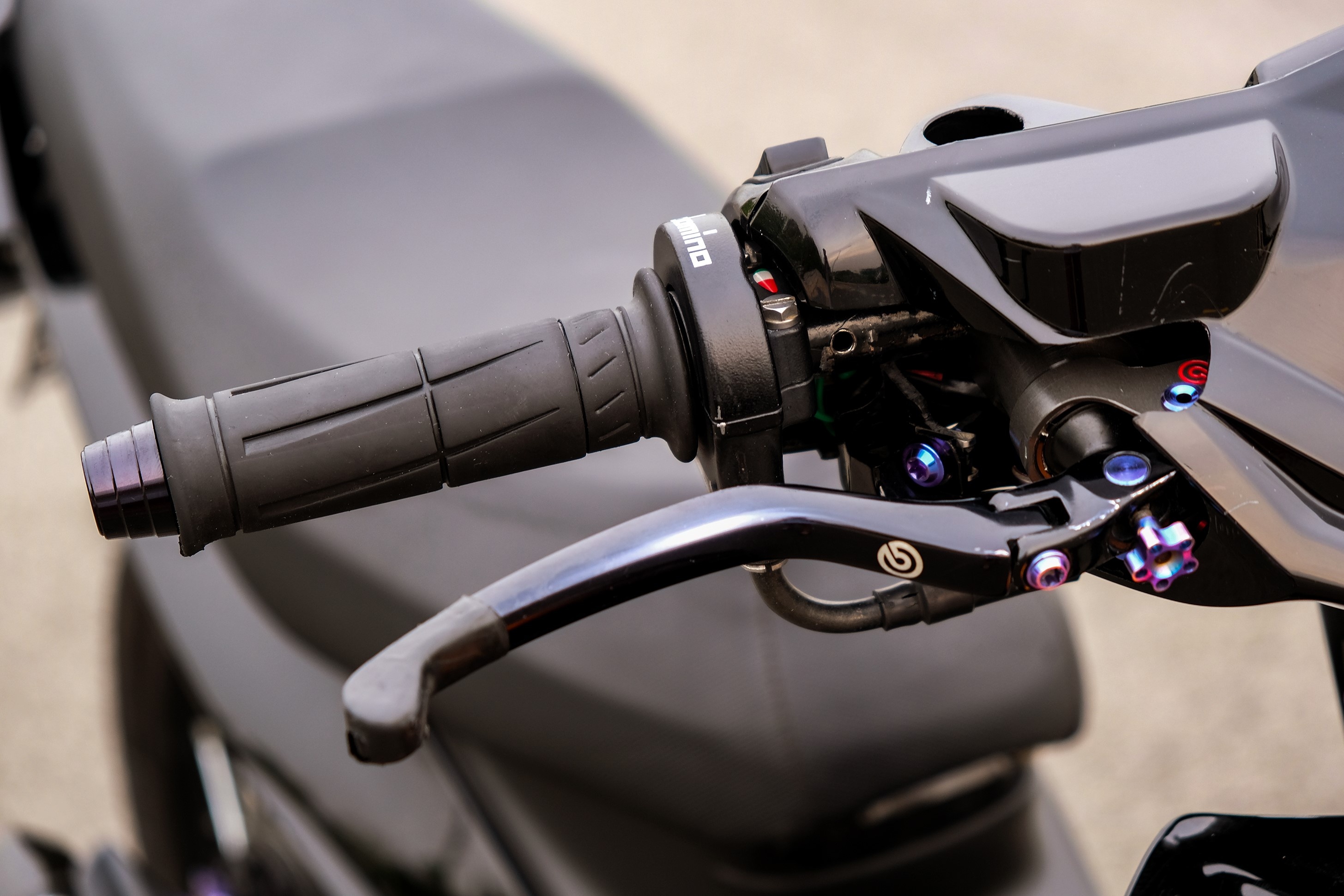 Yamaha Exciter do phong cach Hy Lap anh 7