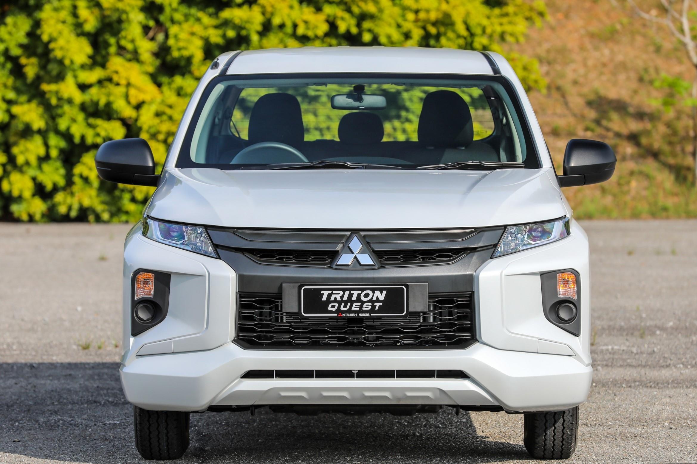 Mitsubishi ra mat Triton ban gam thap tai Malaysia hinh anh