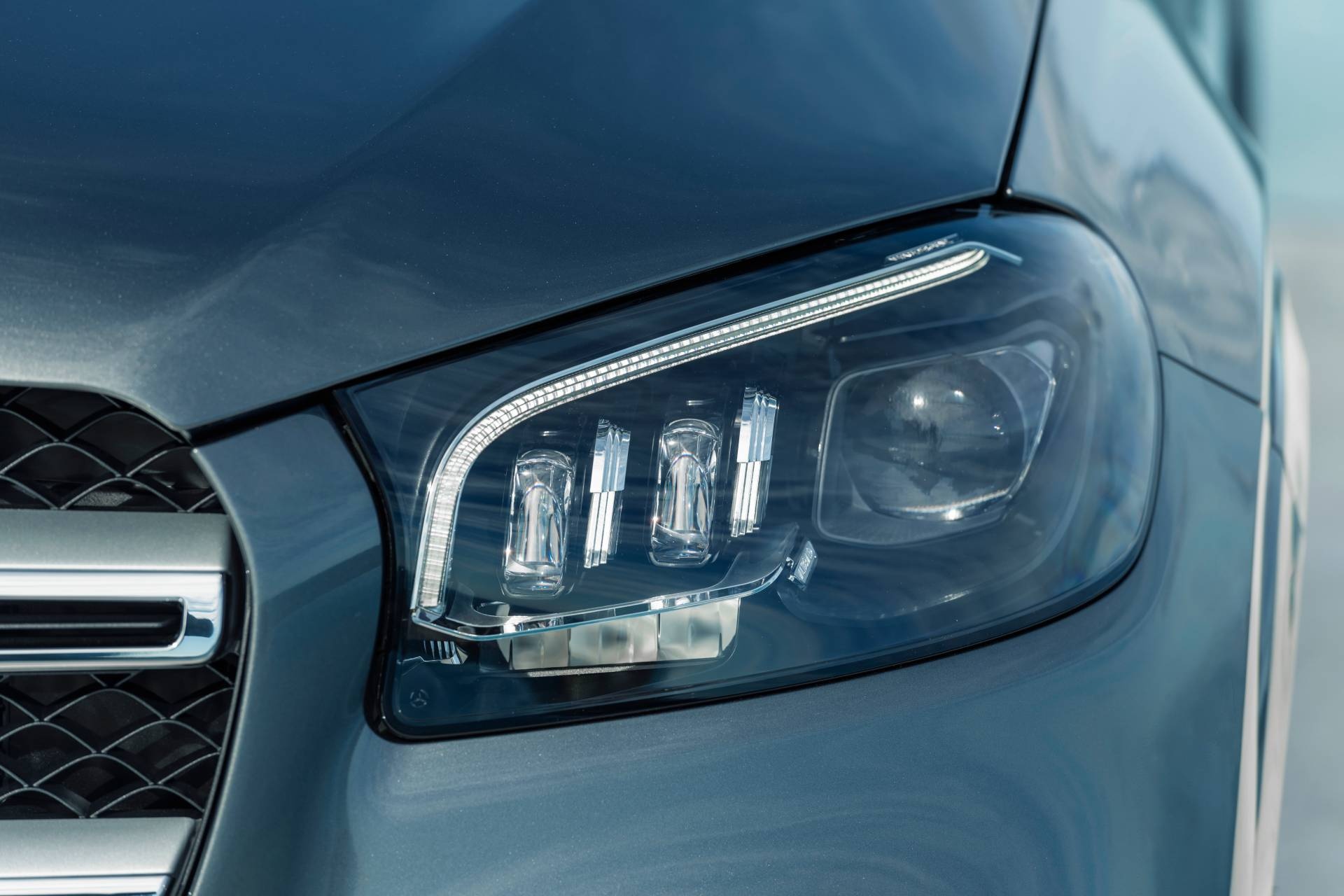 Mercedes-Benz GLS ra mat tai Australia anh 13