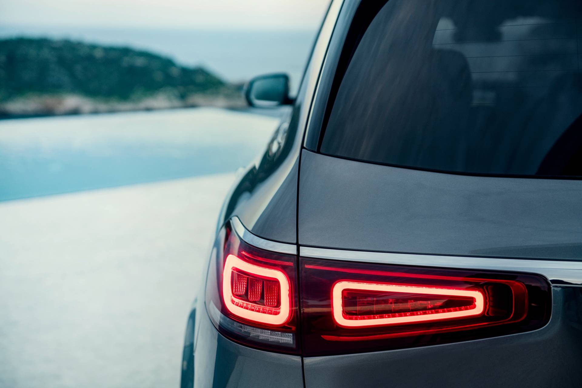 Mercedes-Benz GLS ra mat tai Australia anh 16