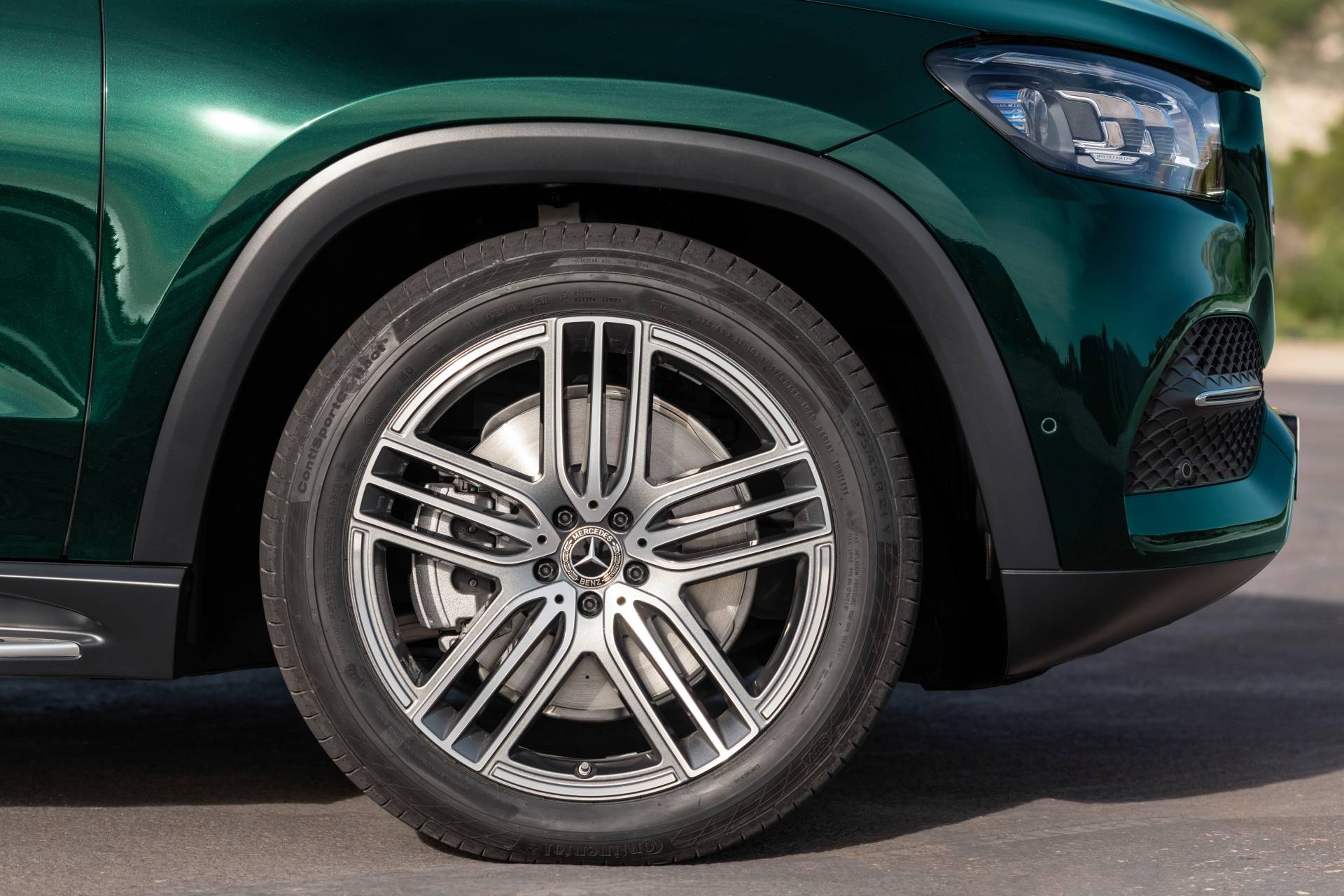 Mercedes-Benz GLS ra mat tai Australia anh 20