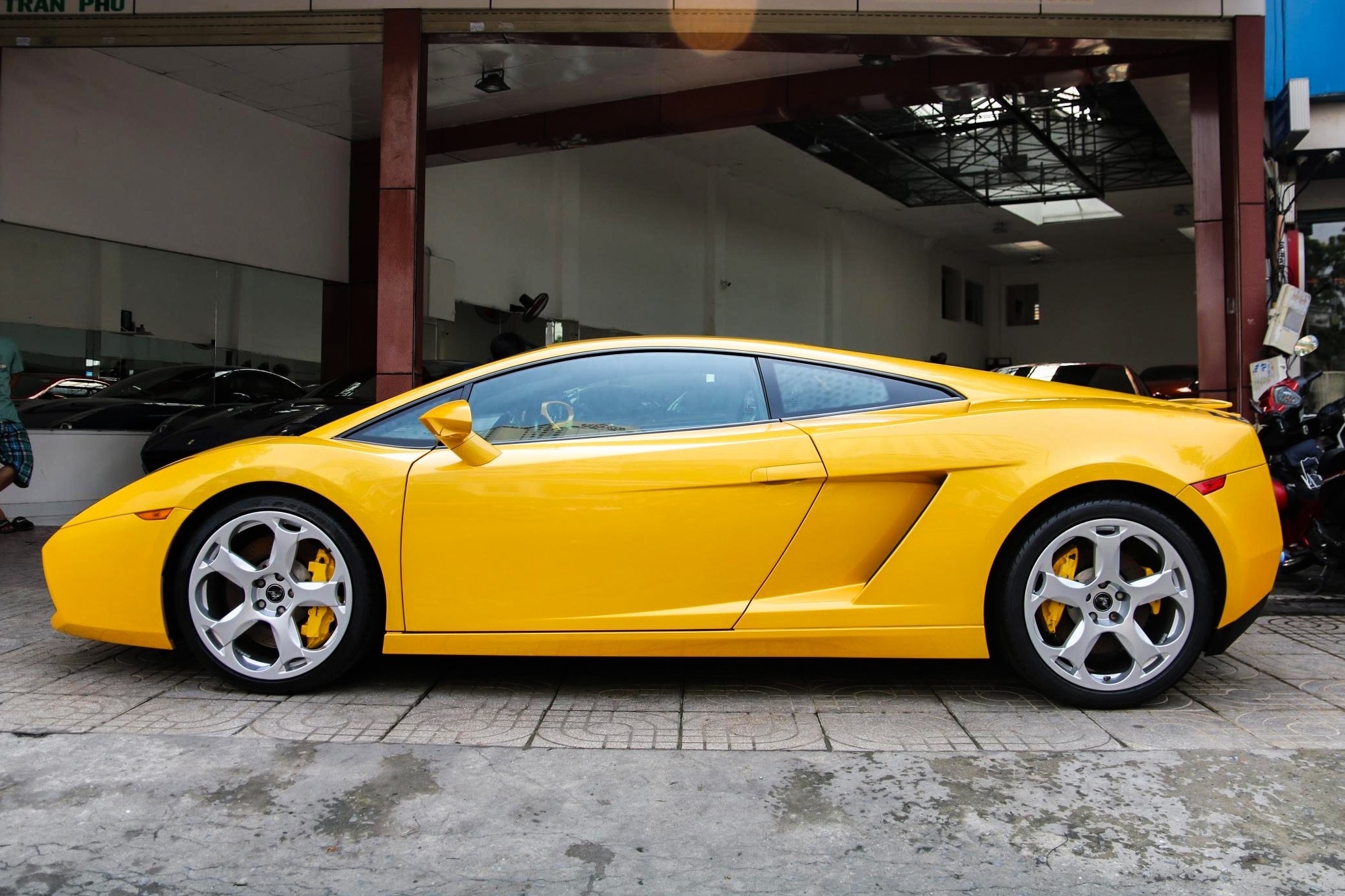 Lamborghini Gallardo tái xuất ảnh 3 Lamborghini Gallardo tai xuat anh 3