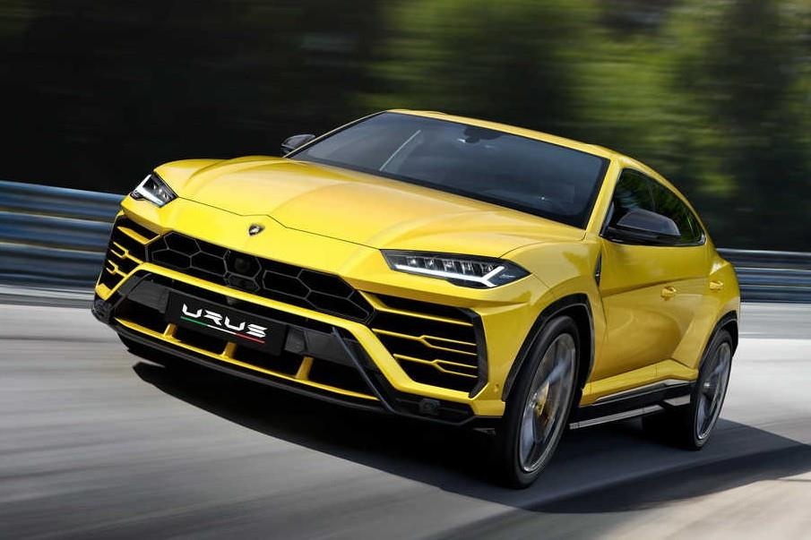 Chang trai nguoi Anh bi tich thu Lamborghini Urus vi to giay bao hiem hinh anh