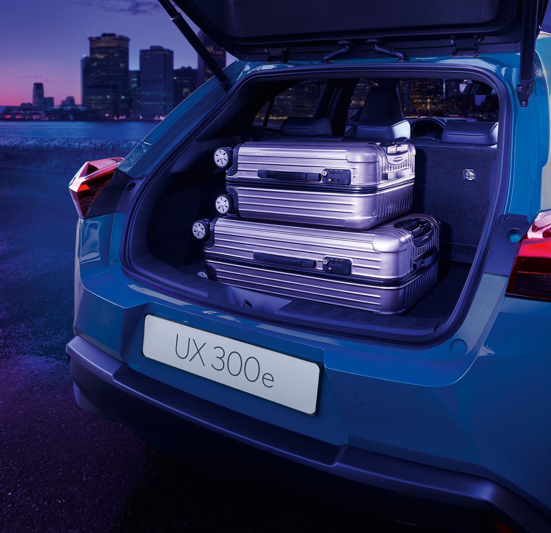 Lexus UX 300e ra mat anh 19