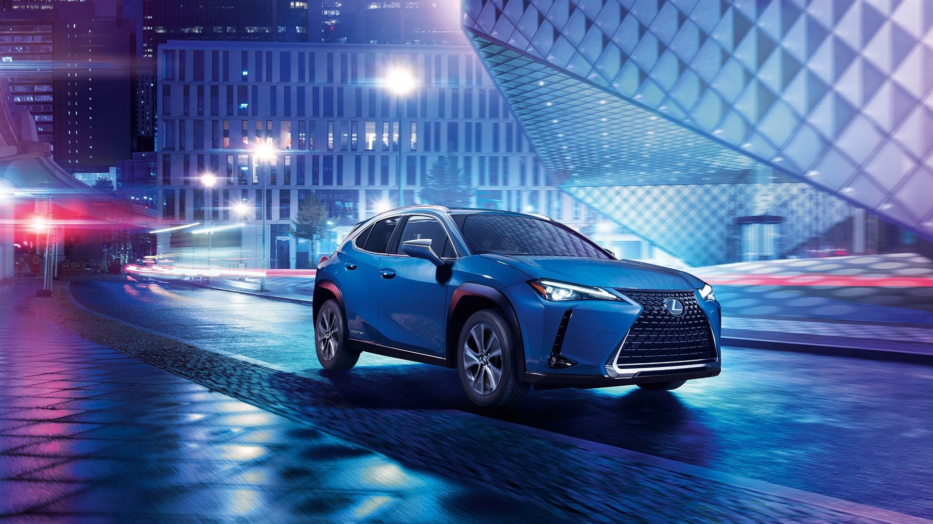Lexus UX 300e ra mat anh 1