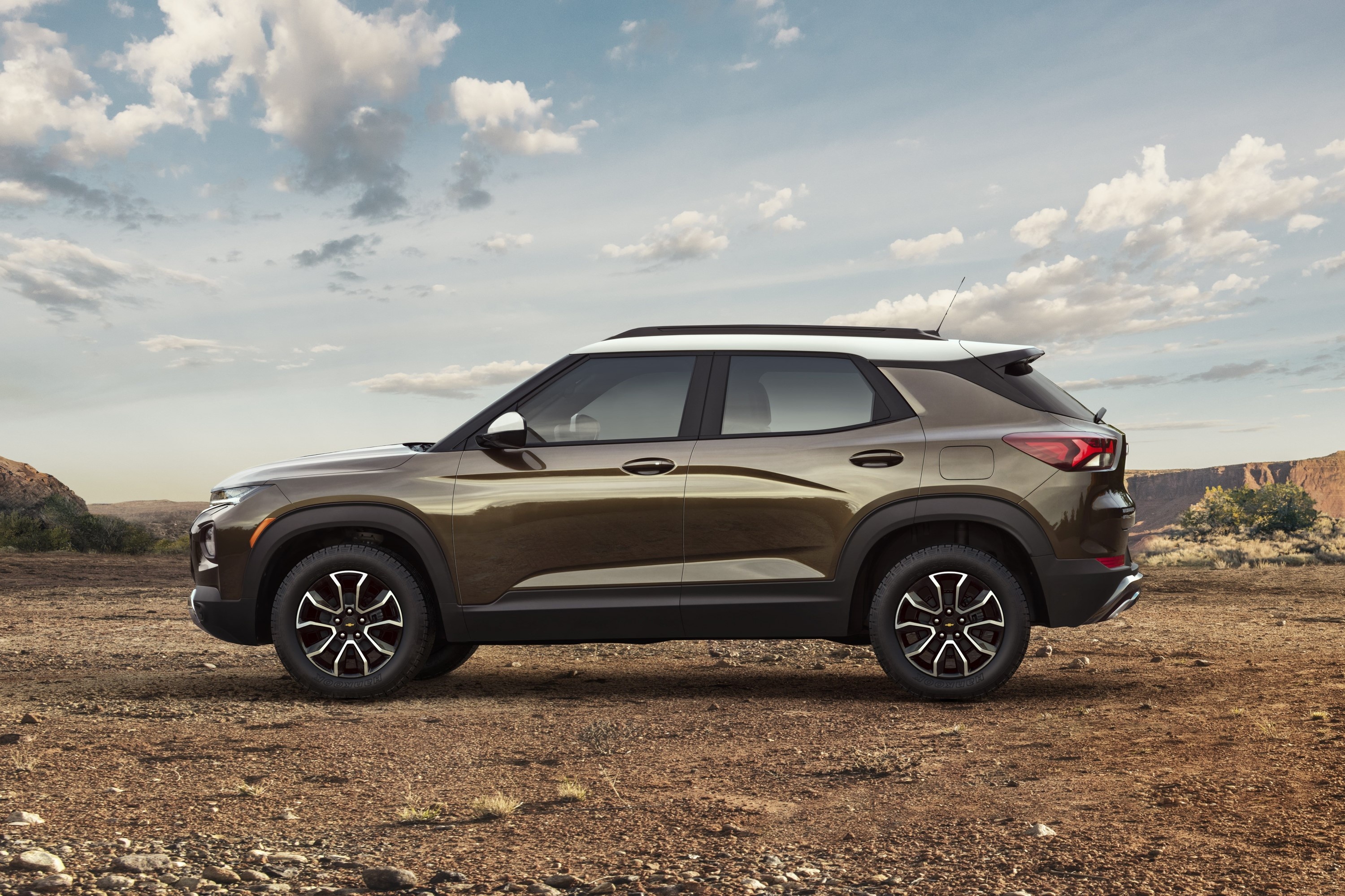 Chevrolet Trailblazer 2021 ra mat anh 4