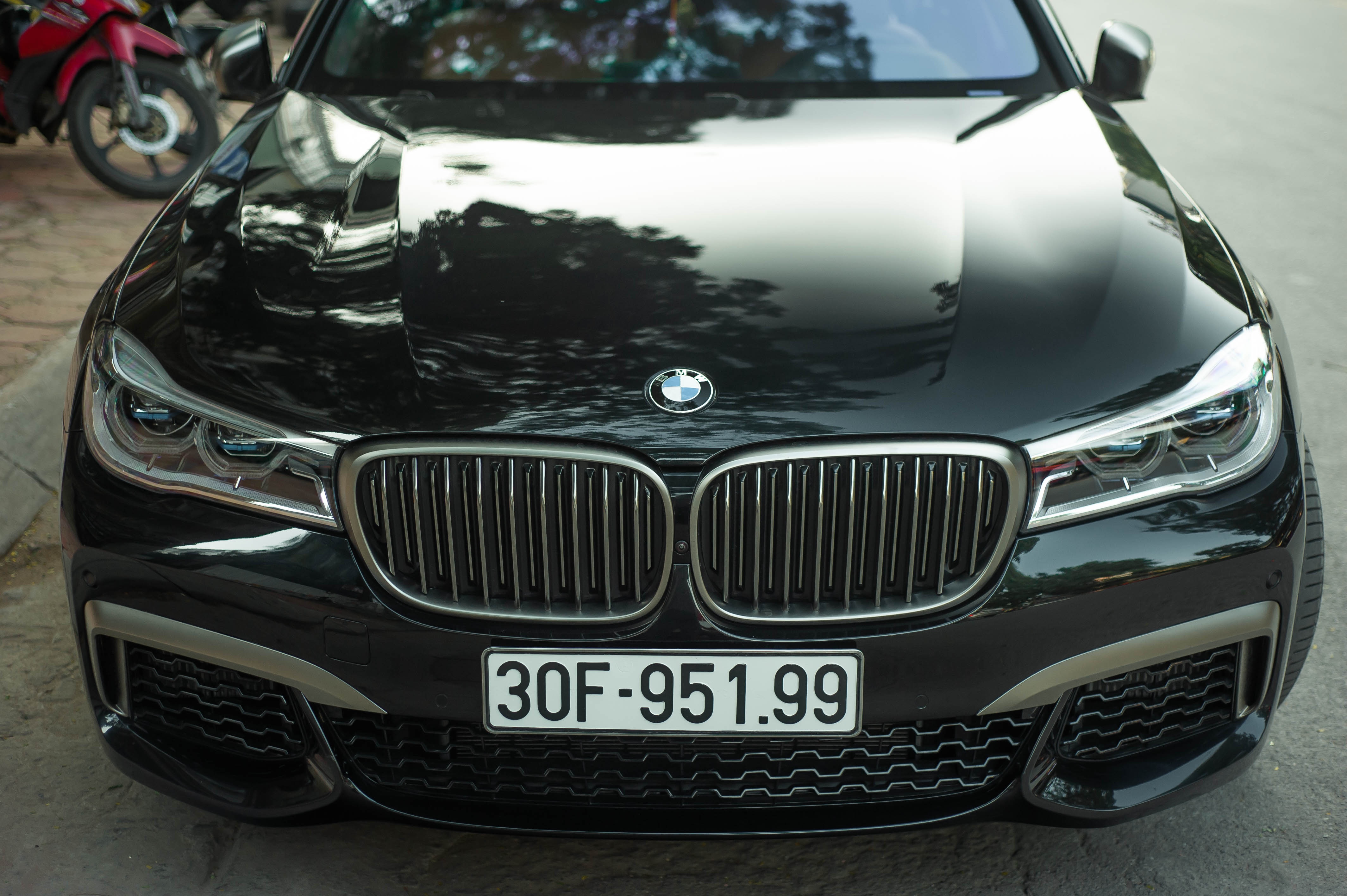 BMW M760Li doc nhat Viet Nam anh 9