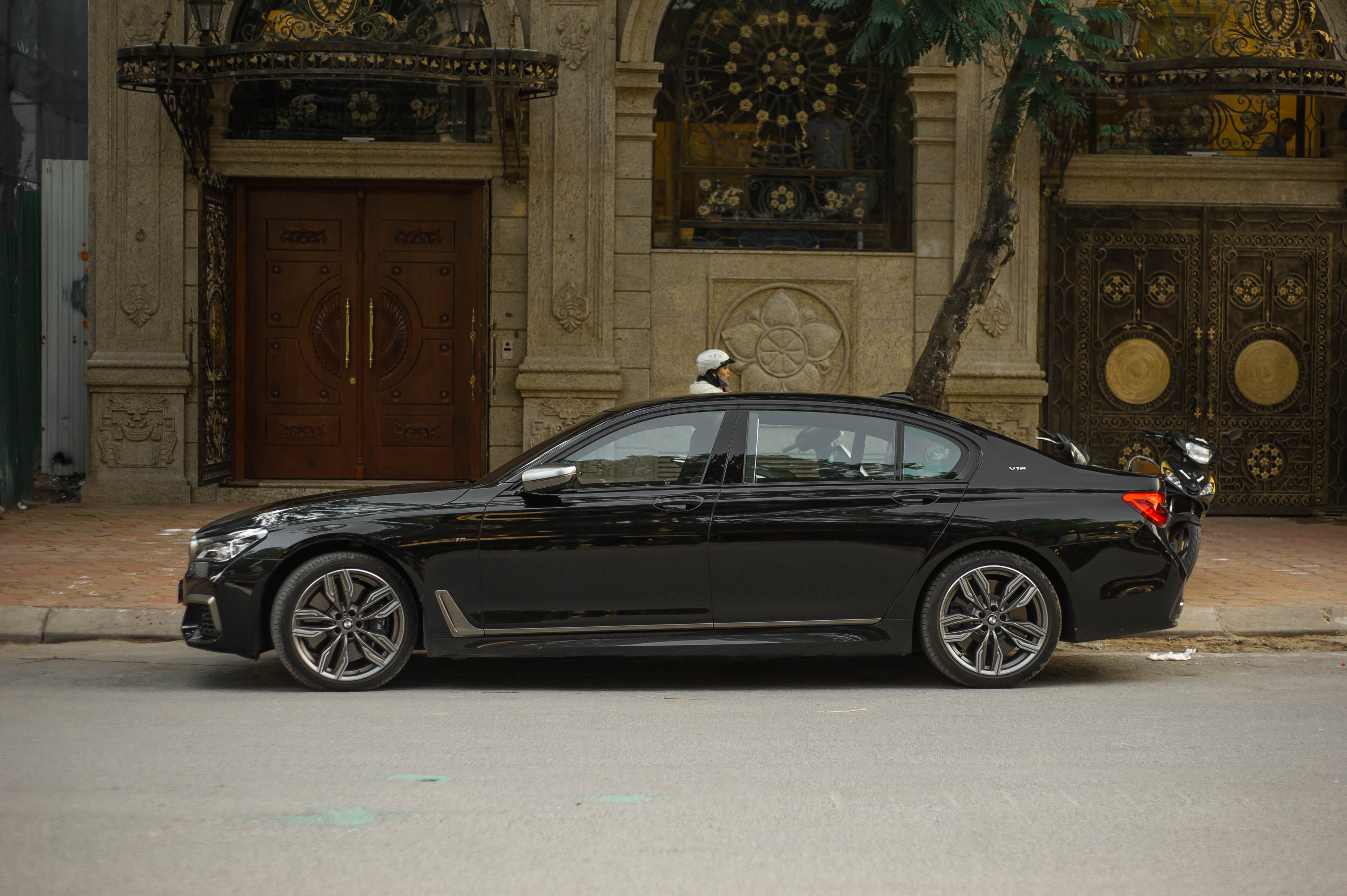 BMW M760Li doc nhat Viet Nam anh 3