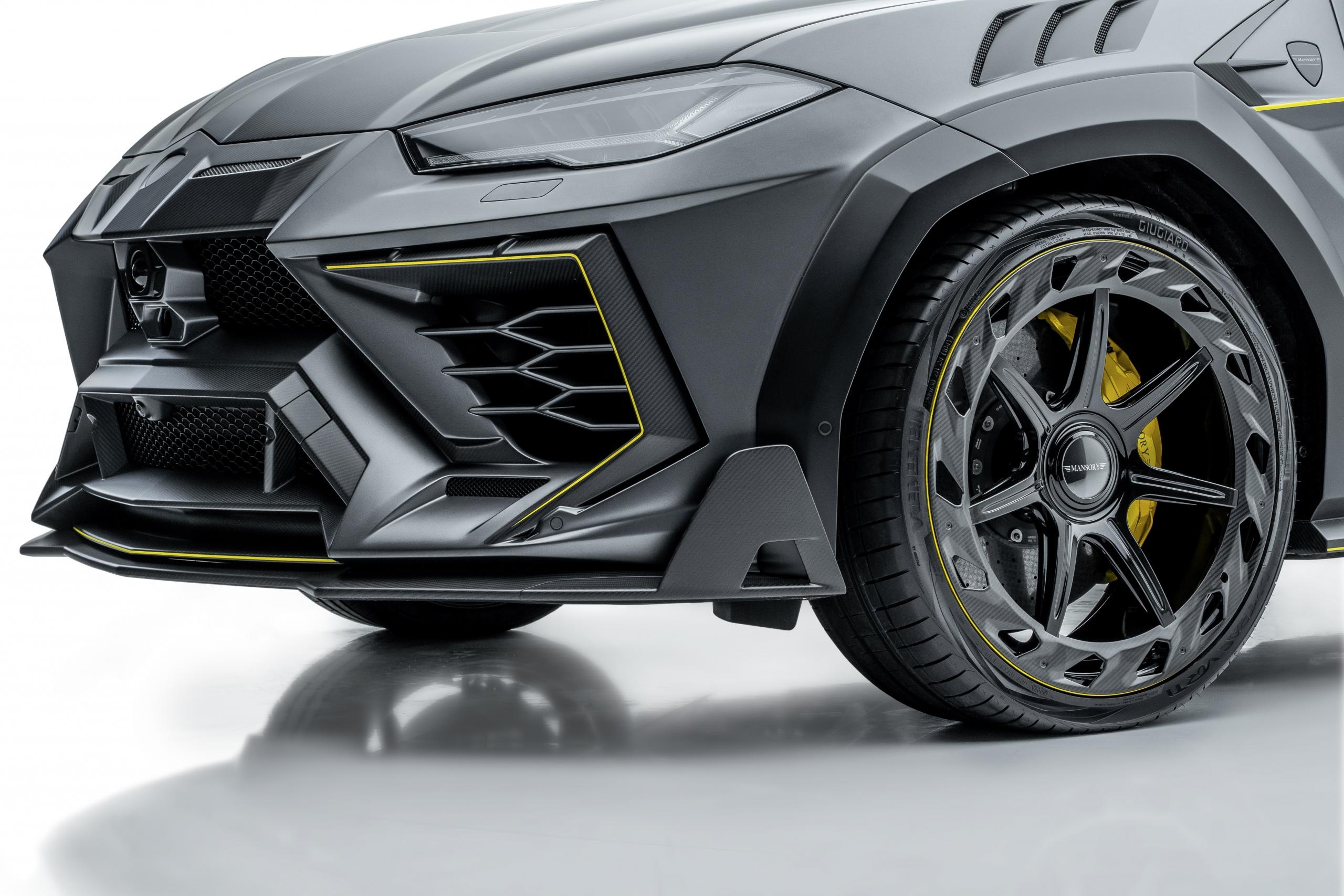 Mansory ra mat goi nang cap cho Lamborghini Urus anh 9