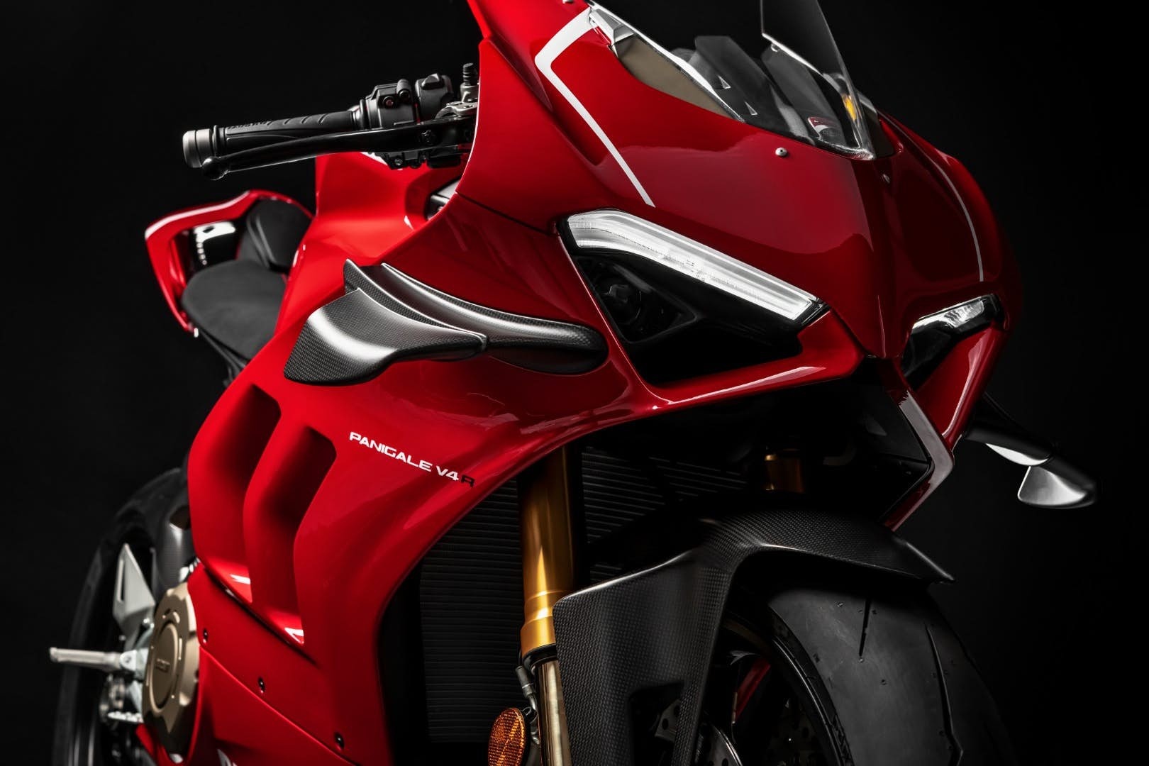 Ducati Panigale V4 R gia nhập lực lượng cảnh sát Abu Dhabi ảnh 6 Ducati Panigale V4 R gia nhap luc luong canh sat Abu Dhabi anh 6
