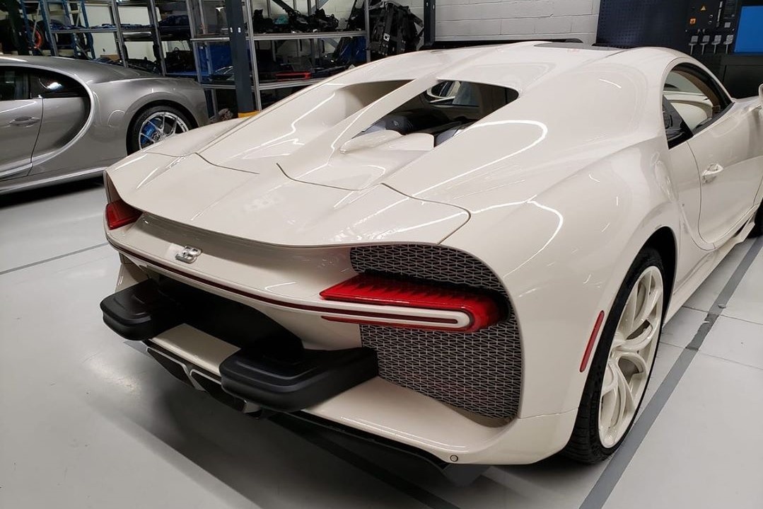 Bugatti Chiron ket hop voi thuong hieu thoi trang Hermes anh 3