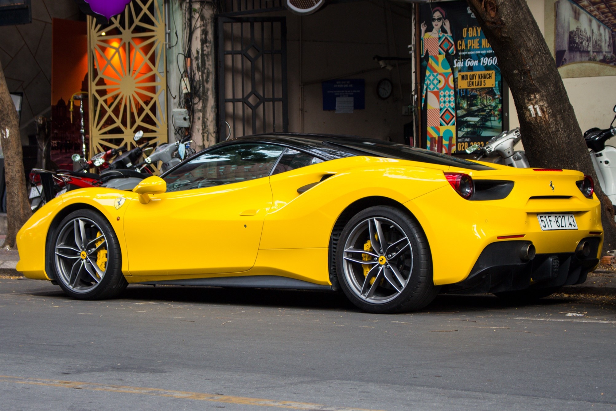 Chiec Ferrari 488 GTB kho gap anh 3