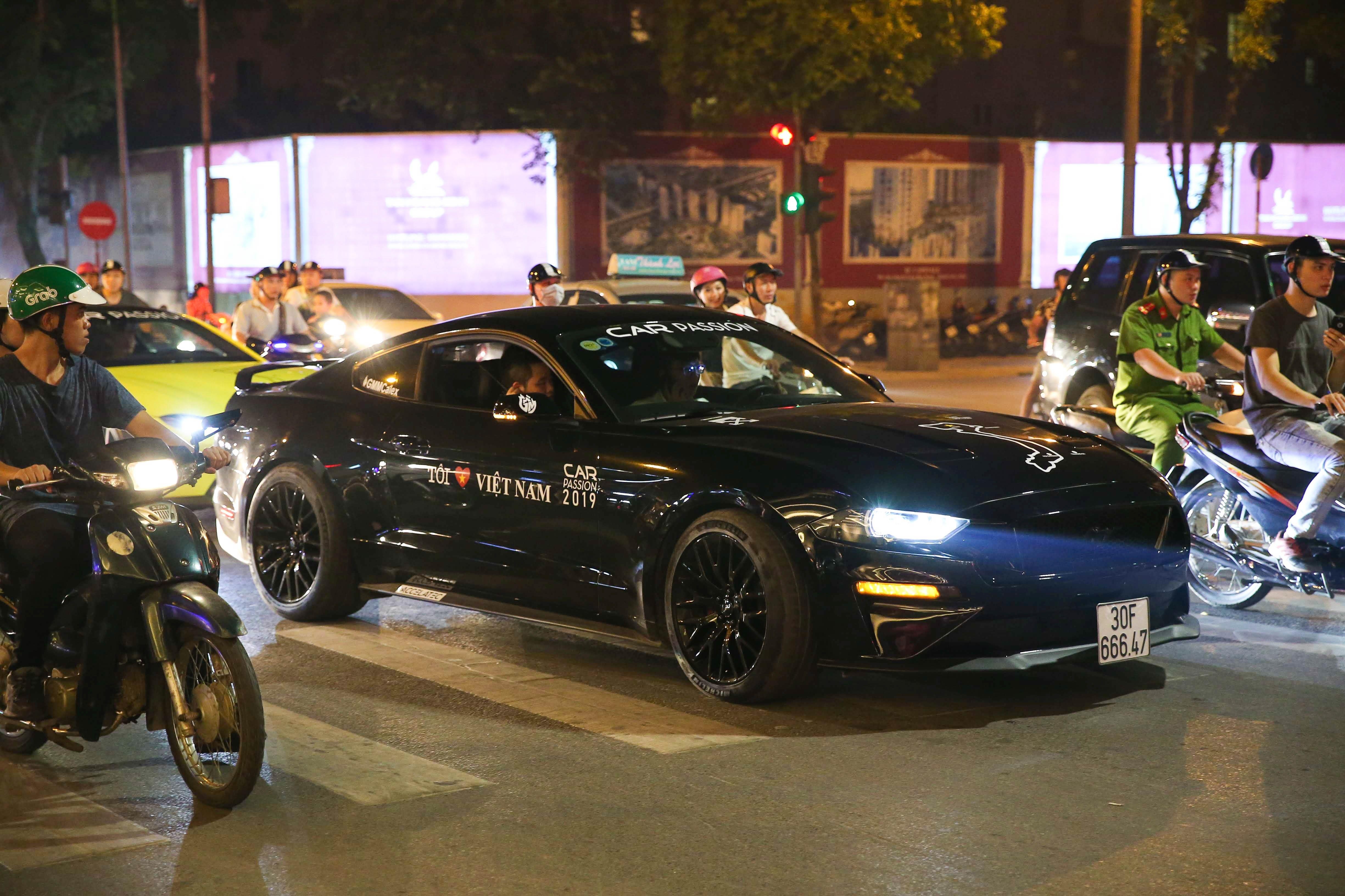 Ford Mustang GT dau tien Viet Nam anh 4