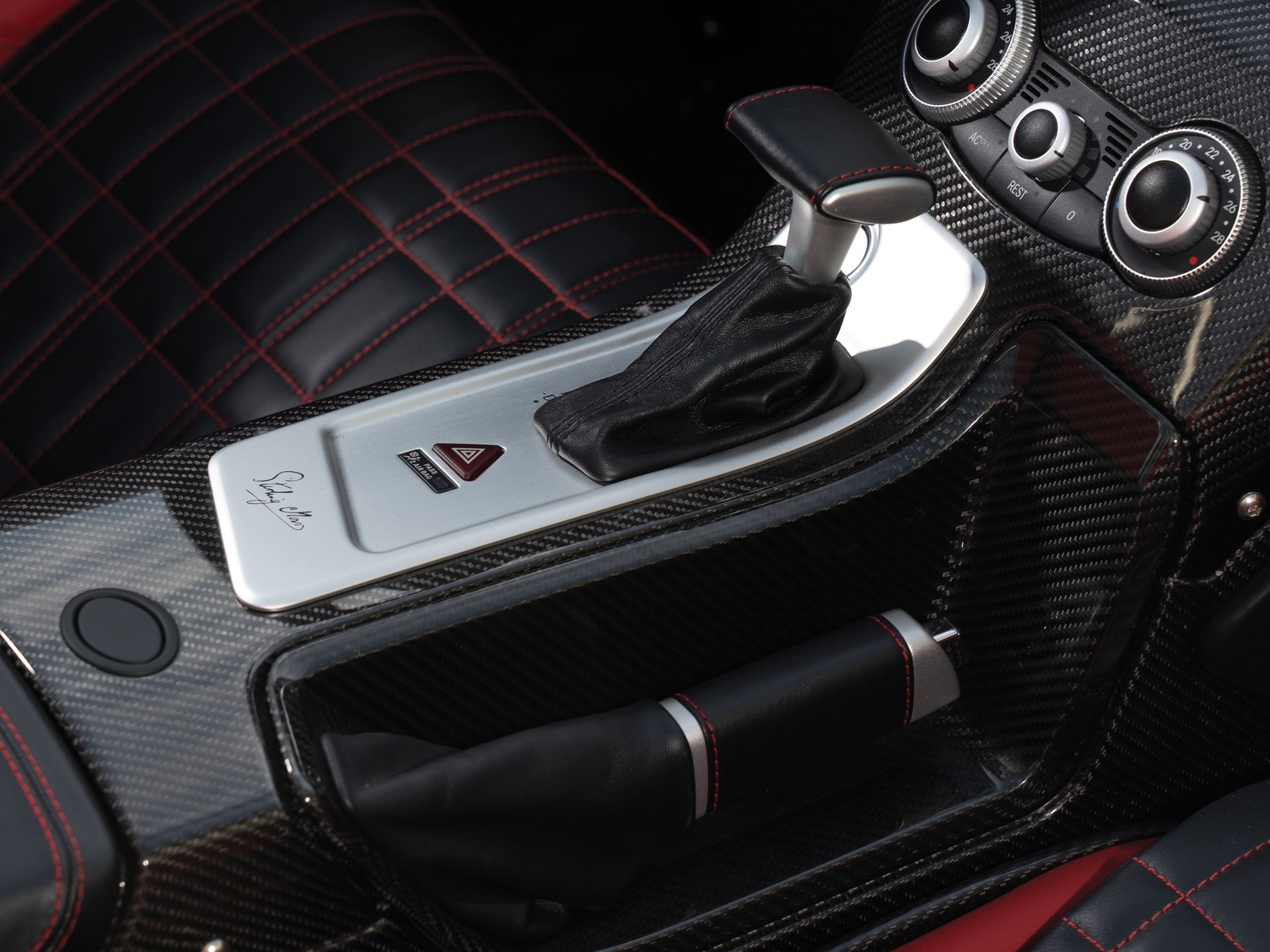 Mercedes-Benz SLR McLaren Stirling Moss 2, 5 trieu USD anh 11