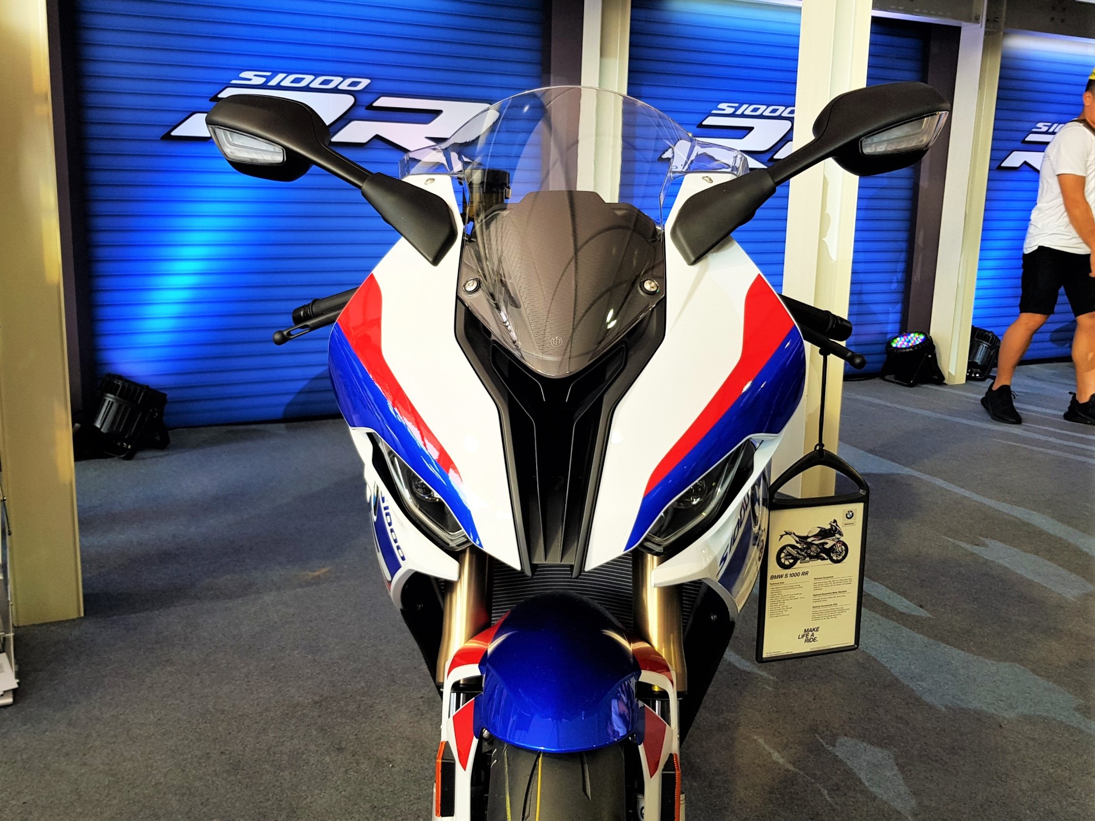 BMW S 1000 RR 2019 chot gia gan 1 ty dong anh 3