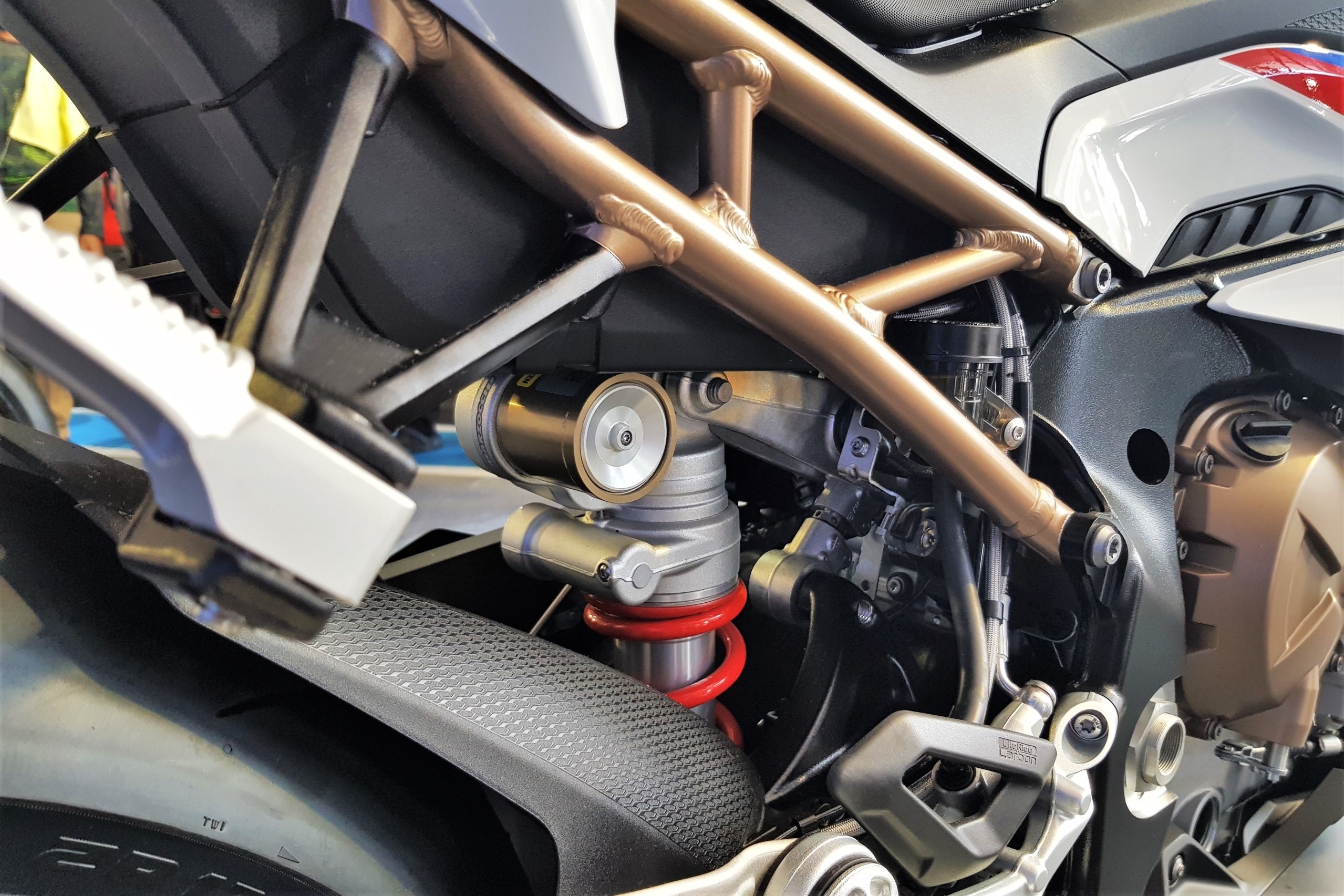 BMW S 1000 RR 2019 chot gia gan 1 ty dong anh 5