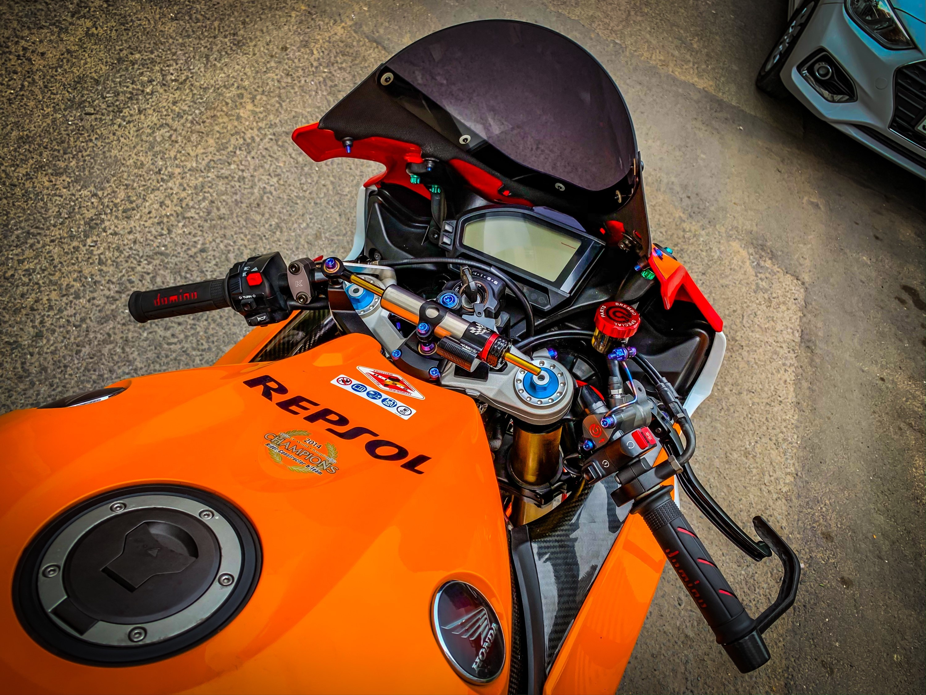 Honda CBR1000RR do anh 3