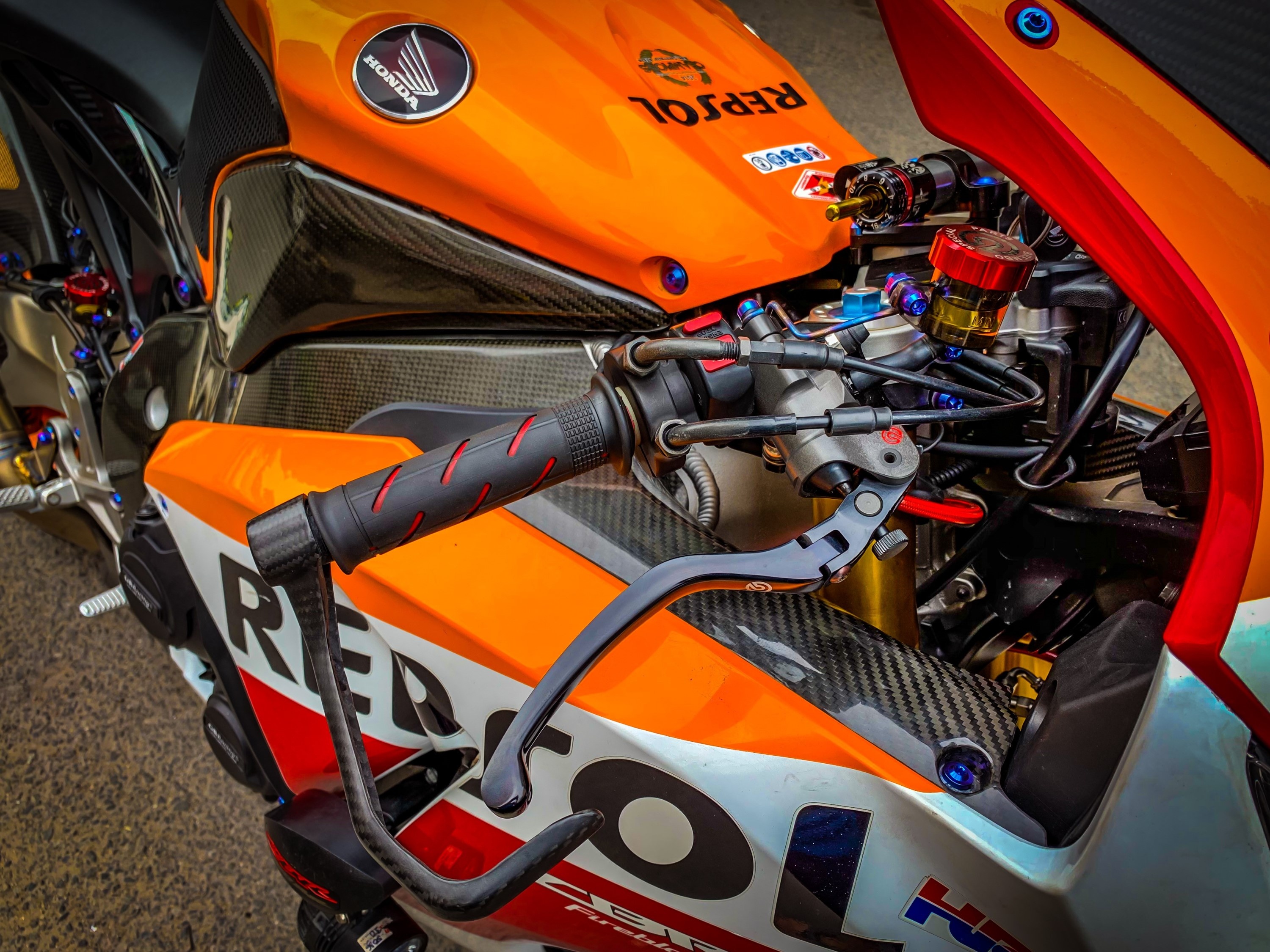 Honda CBR1000RR do anh 5