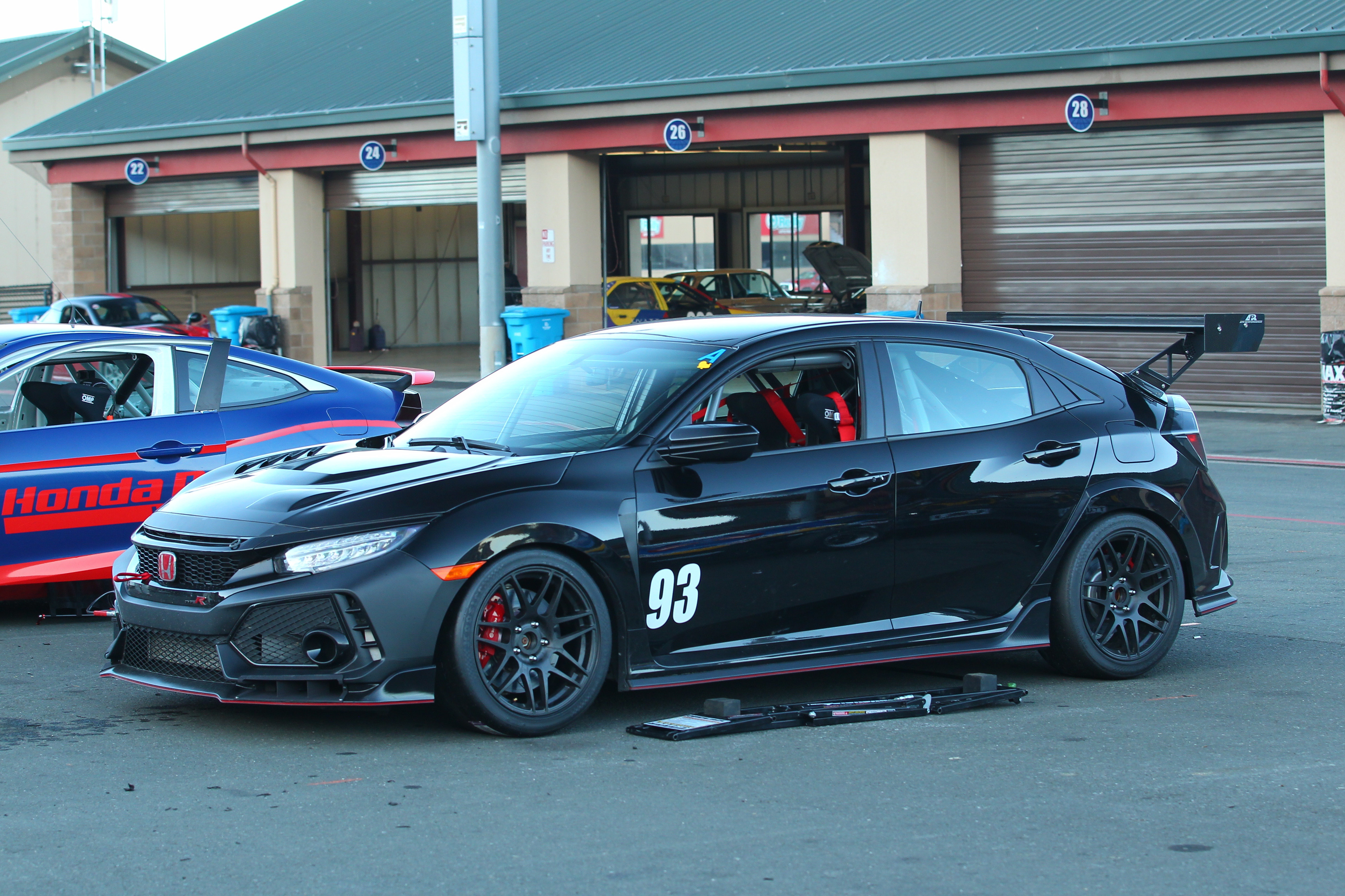 Honda ra mat them phien ban dua cua Civic Type R anh 1