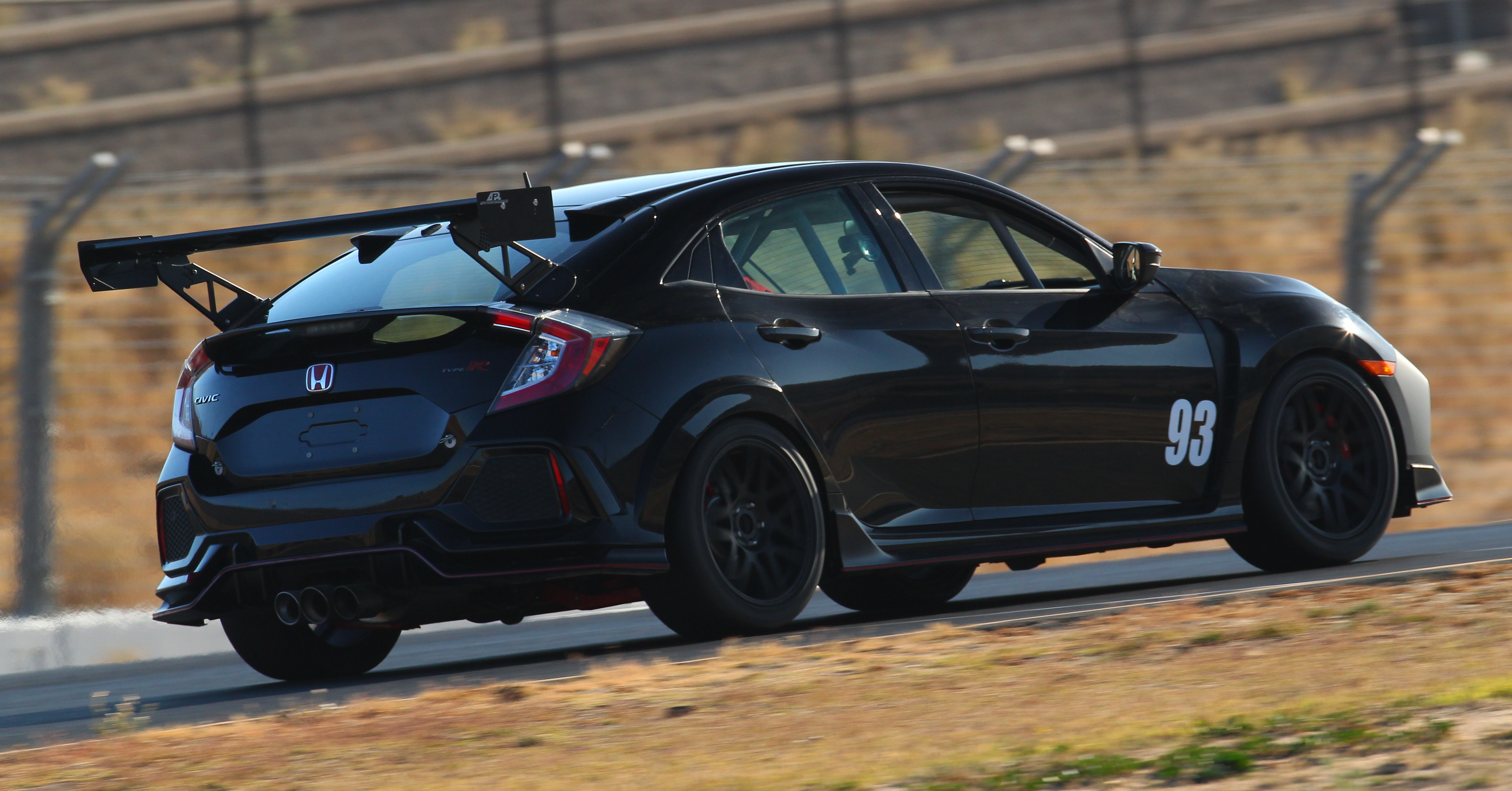 Honda ra mat them phien ban dua cua Civic Type R anh 13