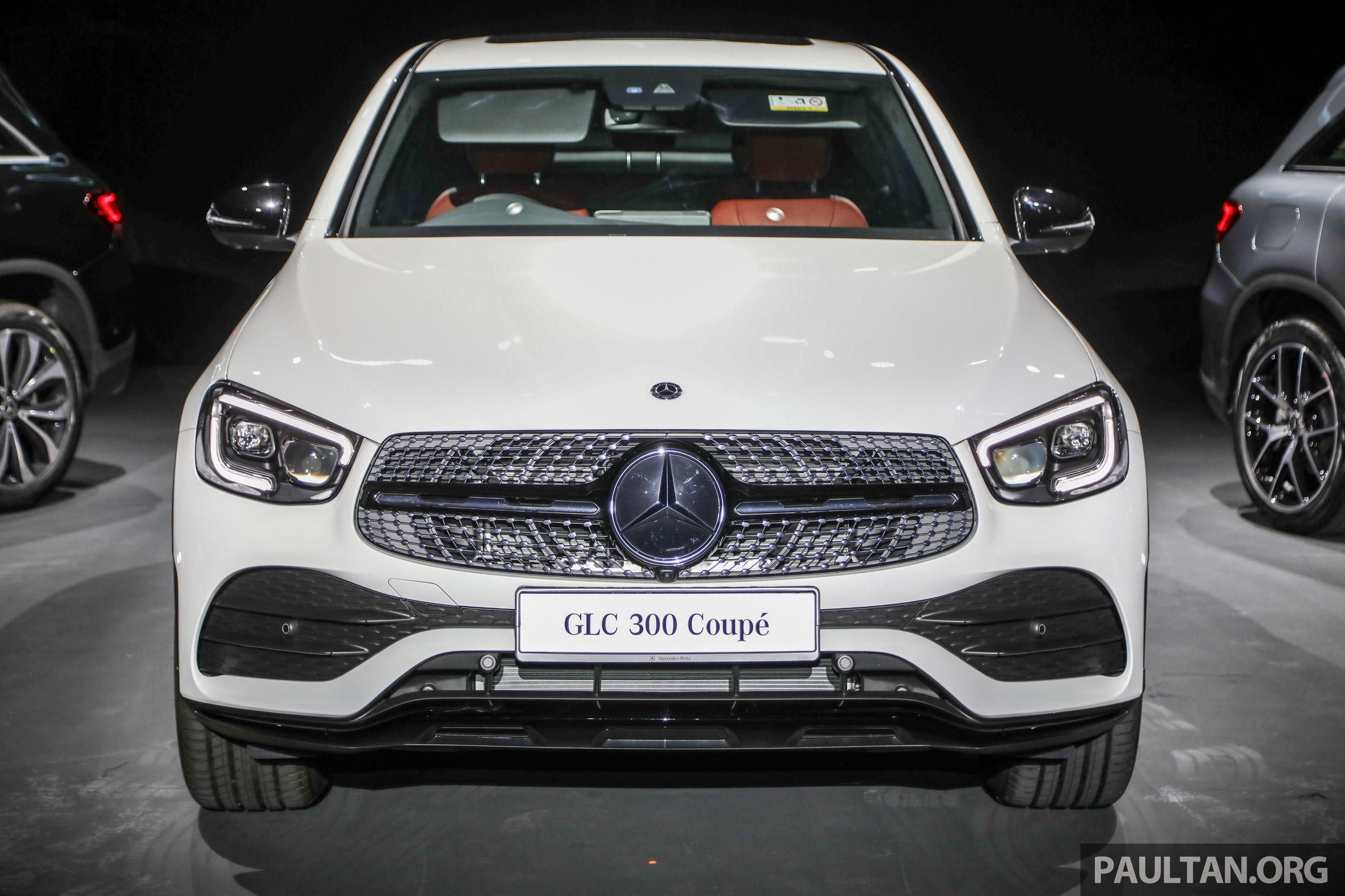 Mercedes-Benz GLC 300 Coupe ra mat anh 4