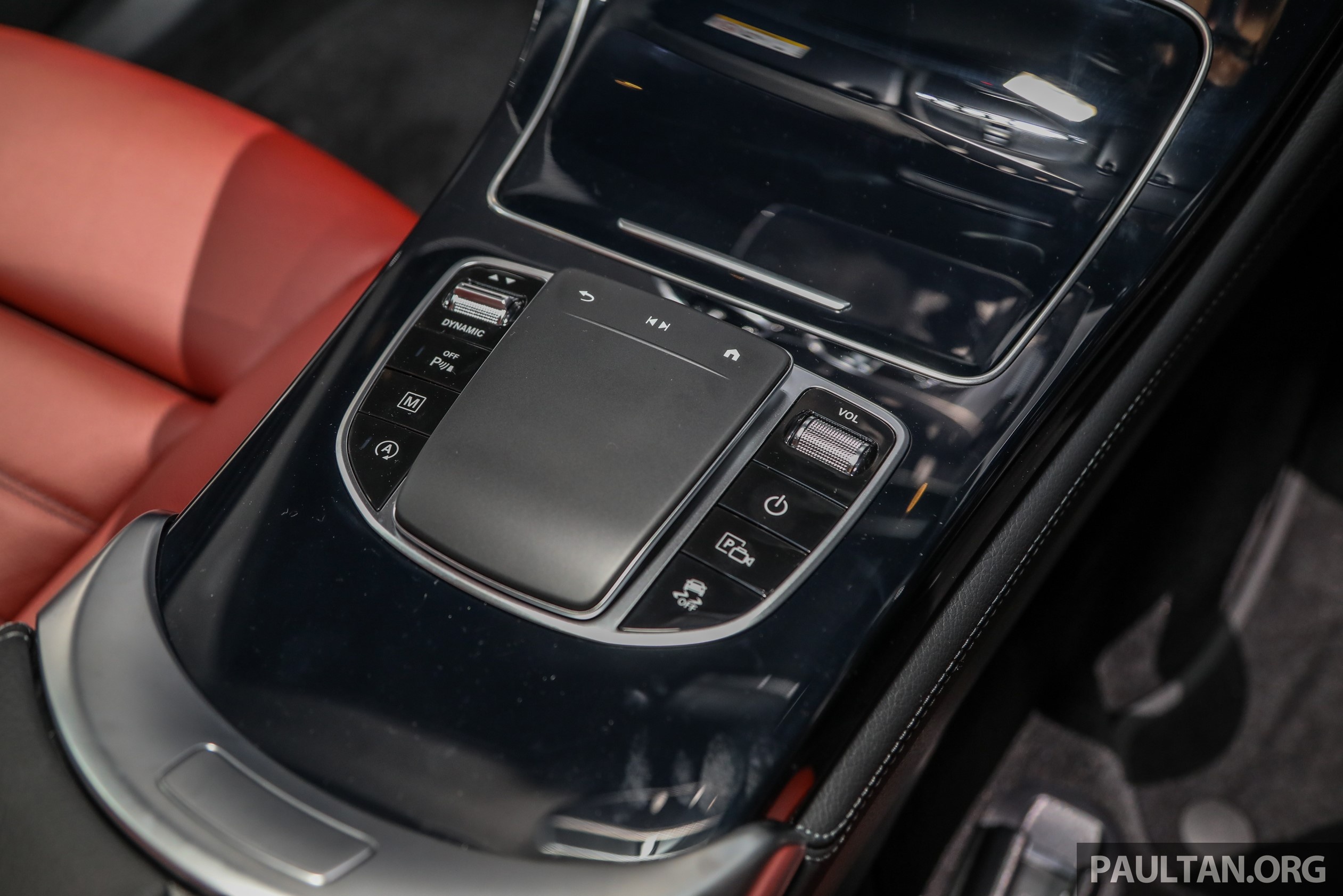 Mercedes-Benz GLC 300 Coupe ra mat anh 13