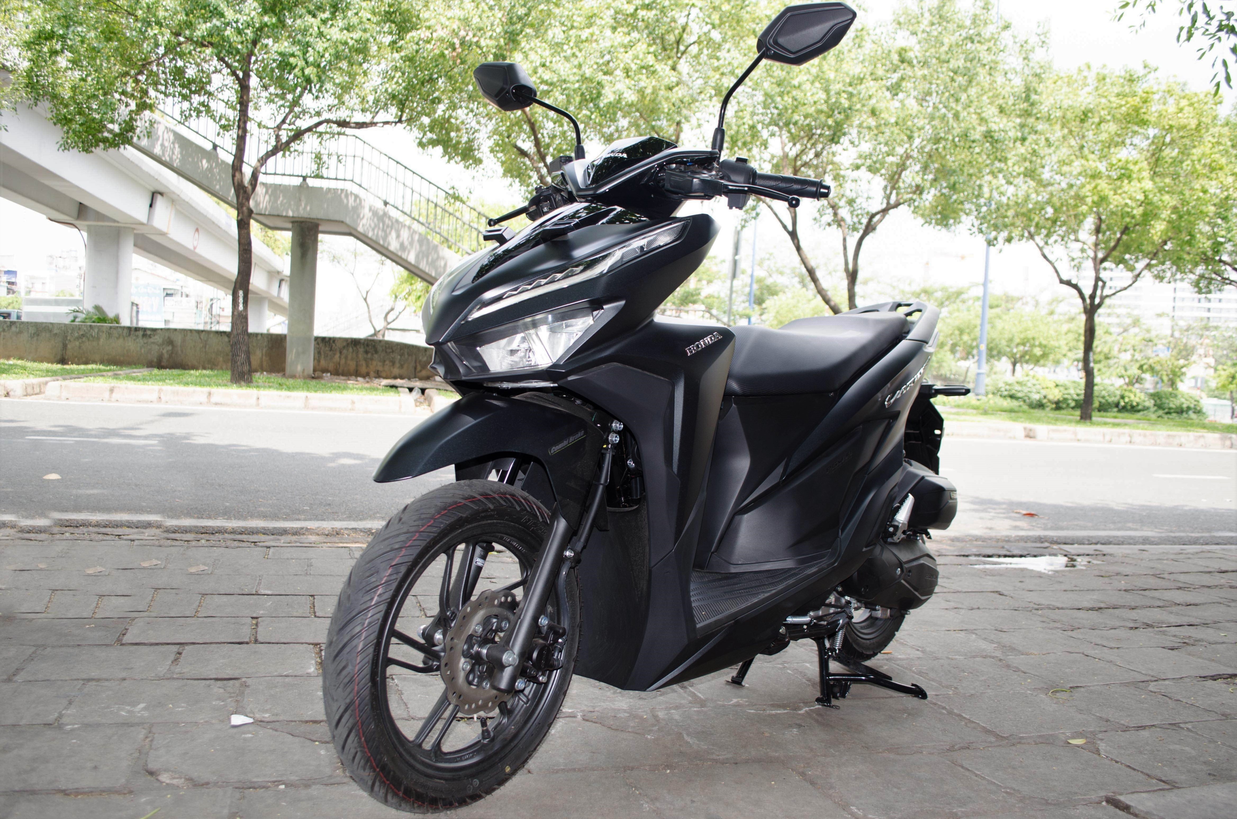 Nhung mau xe cung tam gia voi Air Blade anh 3