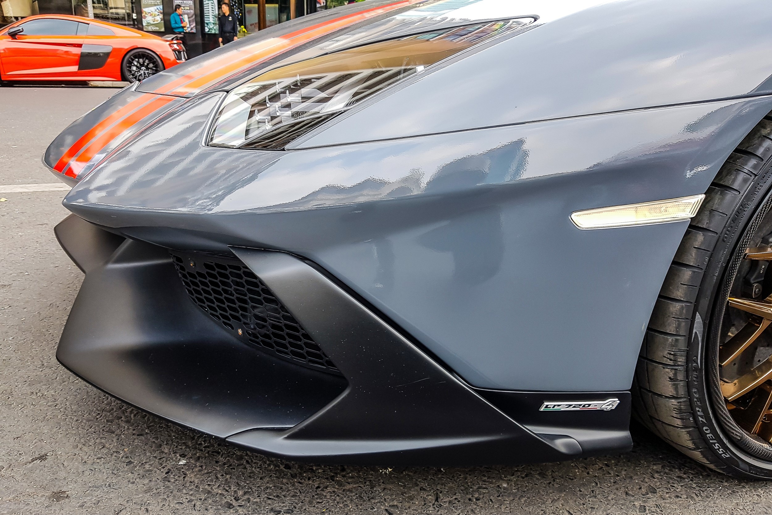 Lamborghini Aventador ban ky niem anh 8