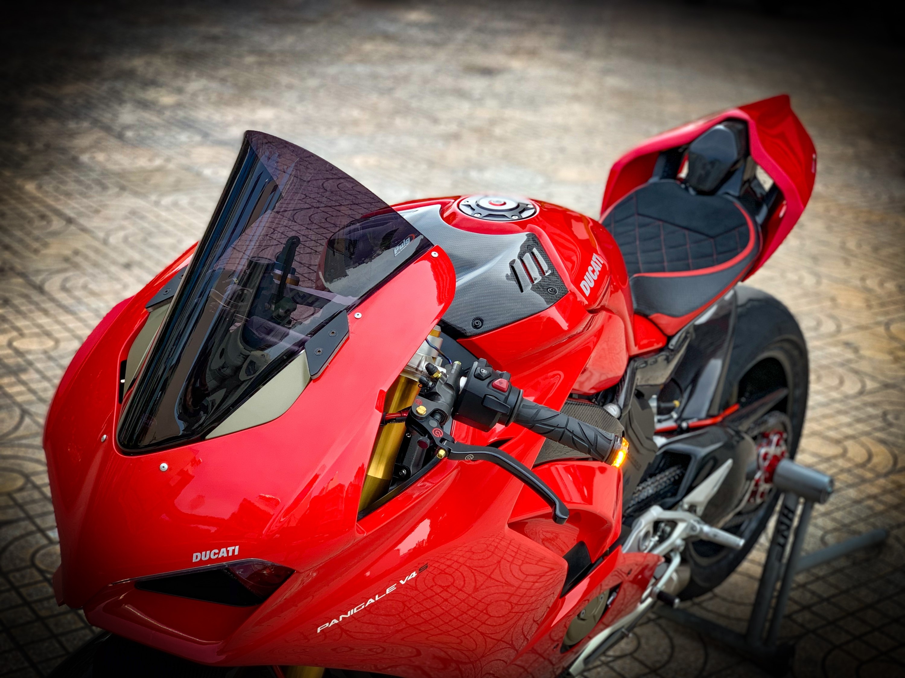 Ducati Panigale V4 S do anh 15