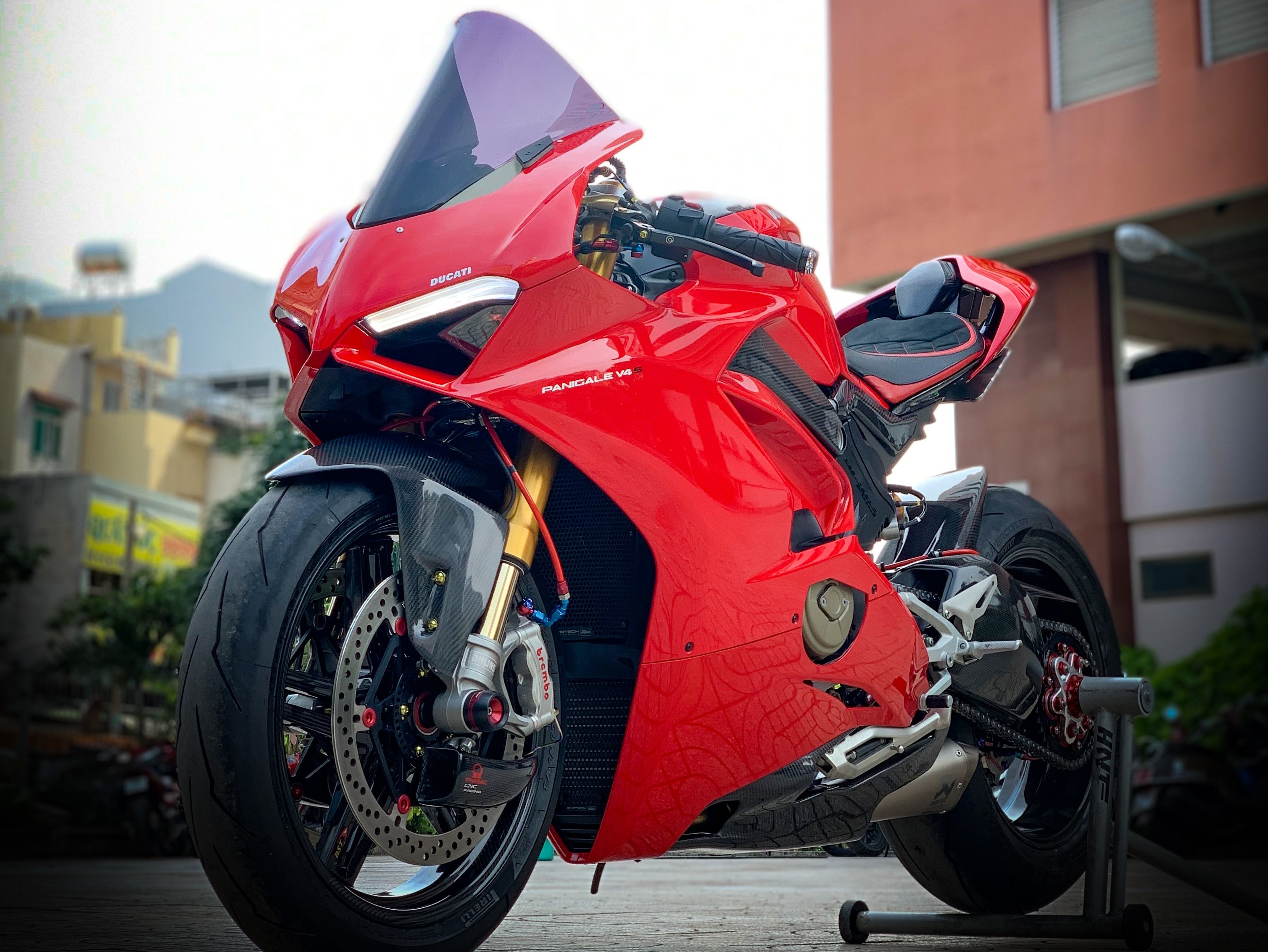 Ducati Panigale V4 S do anh 5