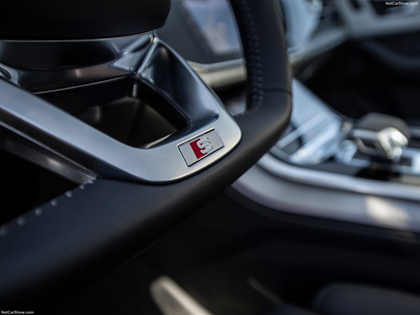 Audi Q7 facelift ra mat chinh thuc ra mat tai My anh 9