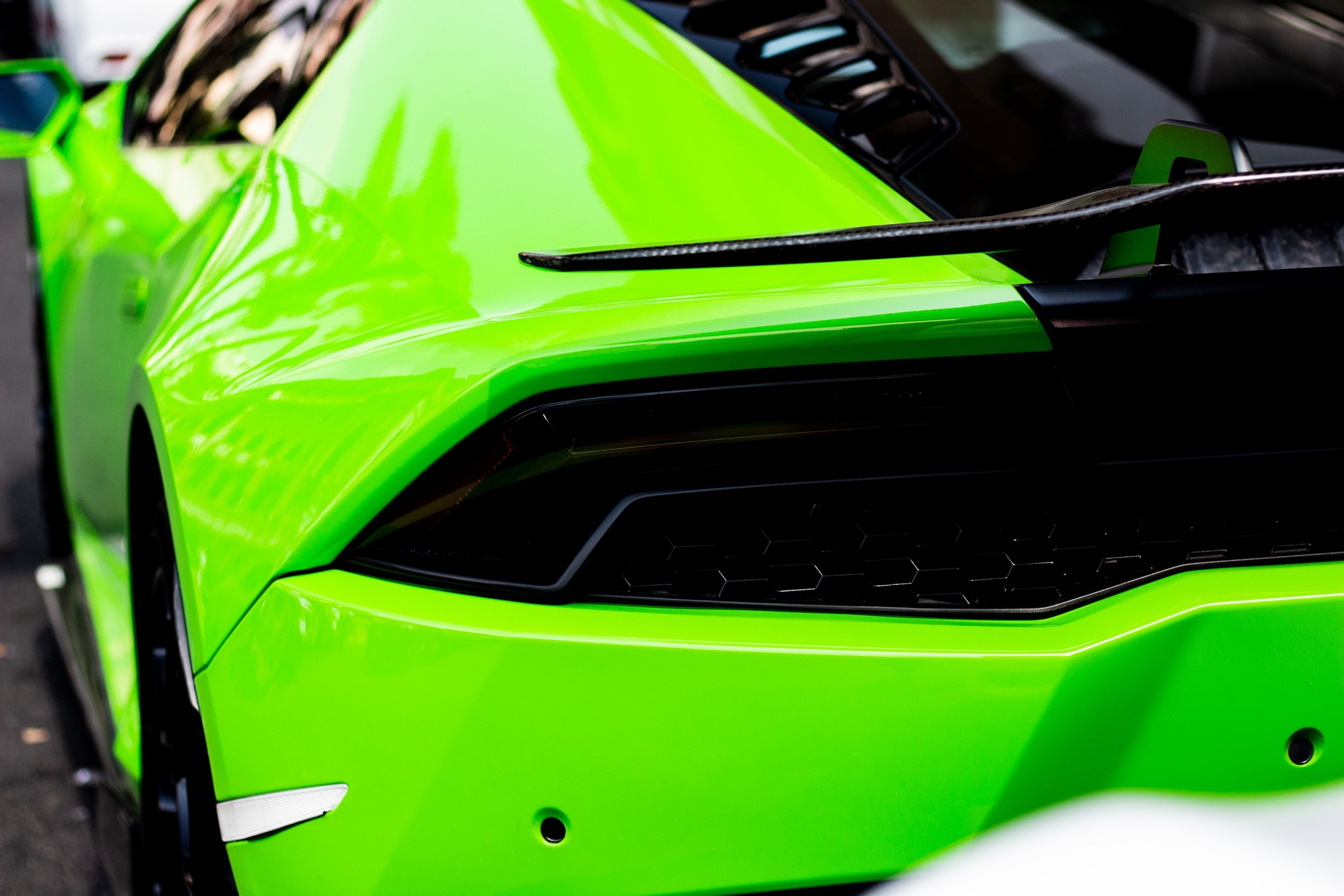 Bo doi Lamborghini Huracan mau com noi bat anh 18