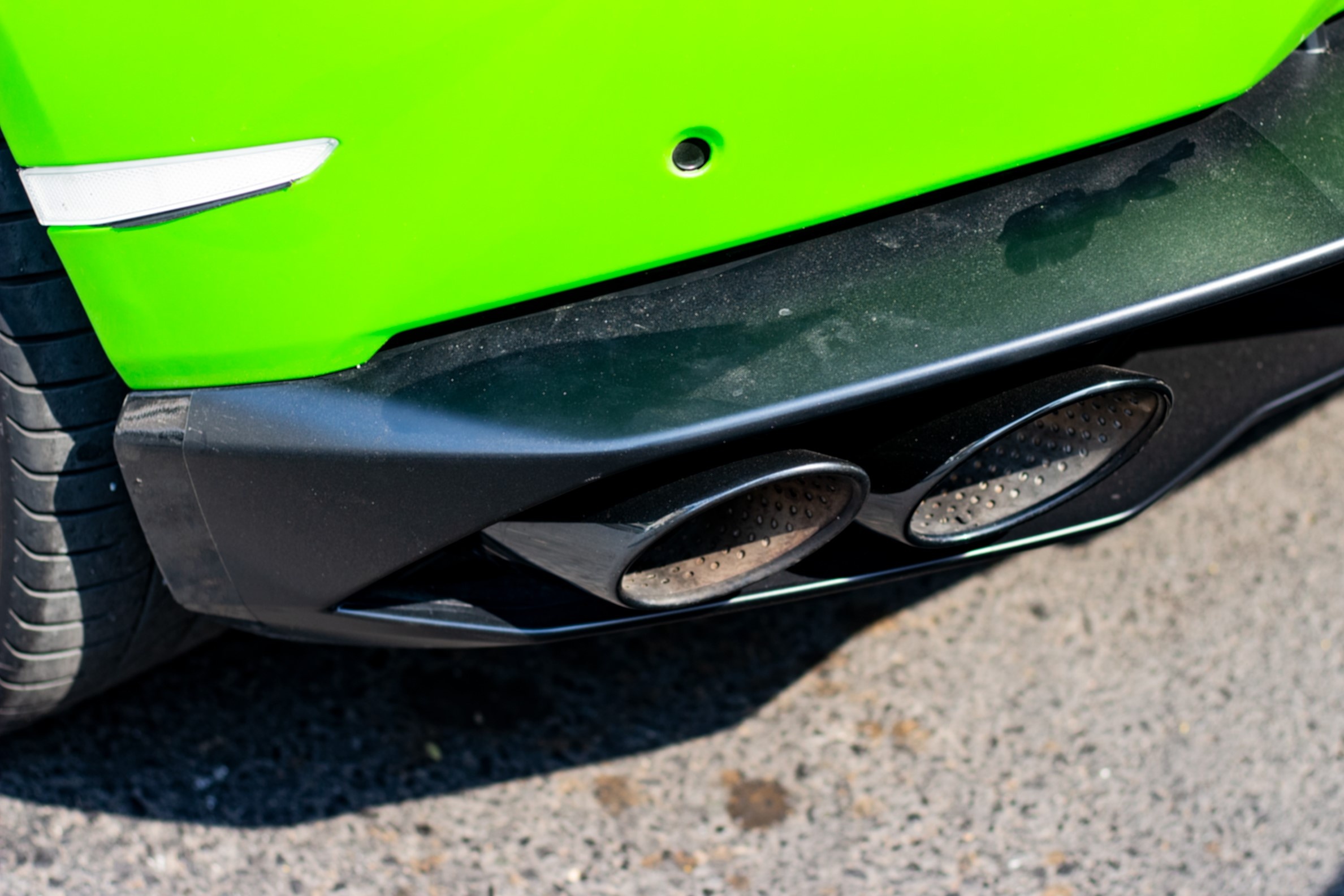 Bo doi Lamborghini Huracan mau com noi bat anh 16