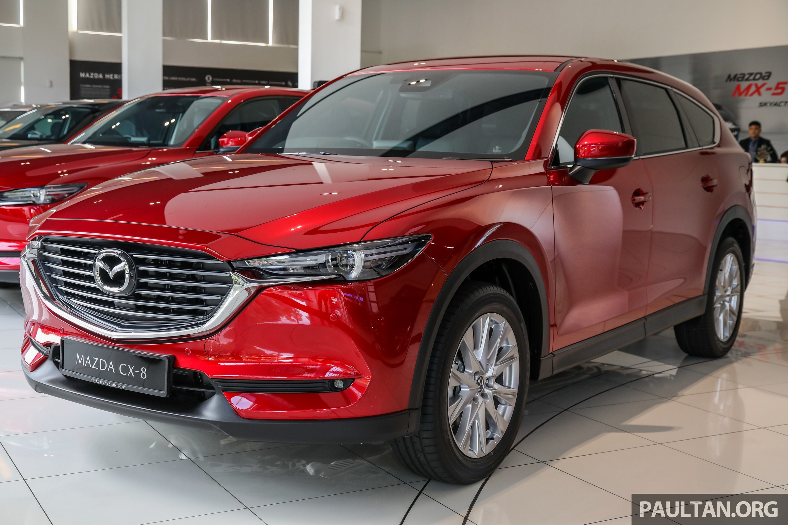 Mazda CX-8 2020 có giá từ 43.610 USD ảnh 1 Mazda CX-8 2020 co gia tu 43.610 USD anh 1