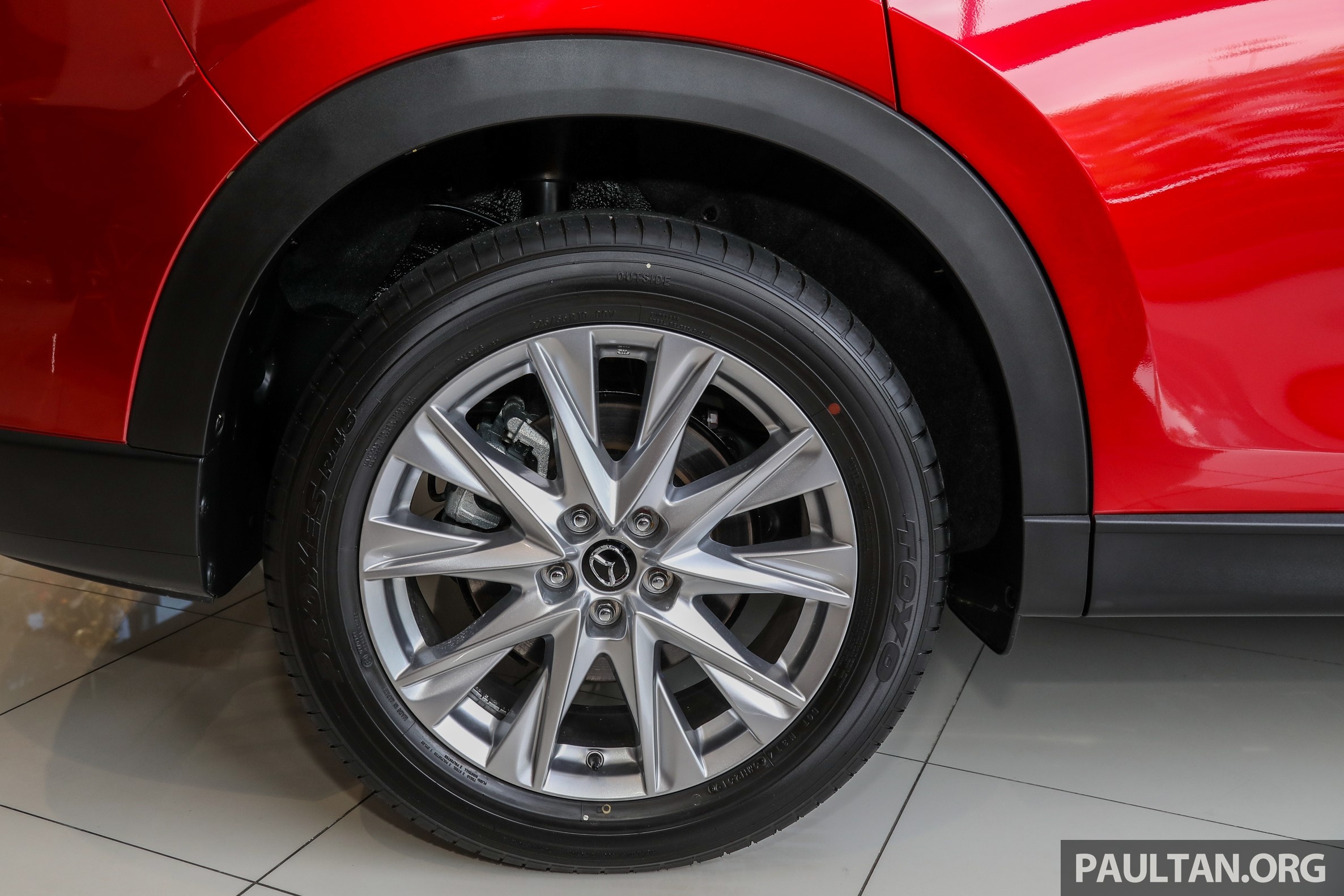 Mazda CX-8 2020 có giá từ 43.610 USD ảnh 3 Mazda CX-8 2020 co gia tu 43.610 USD anh 3