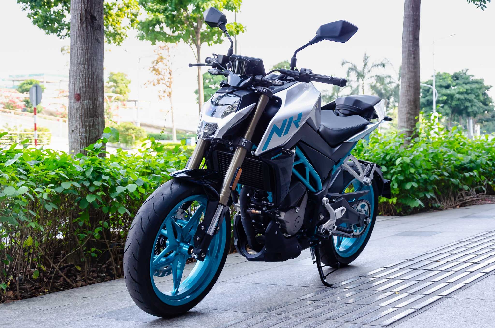 CFMoto 250NK sao chép KTM Duke 390 ảnh 1 CFMoto 250NK sao chep KTM Duke 390 anh 1