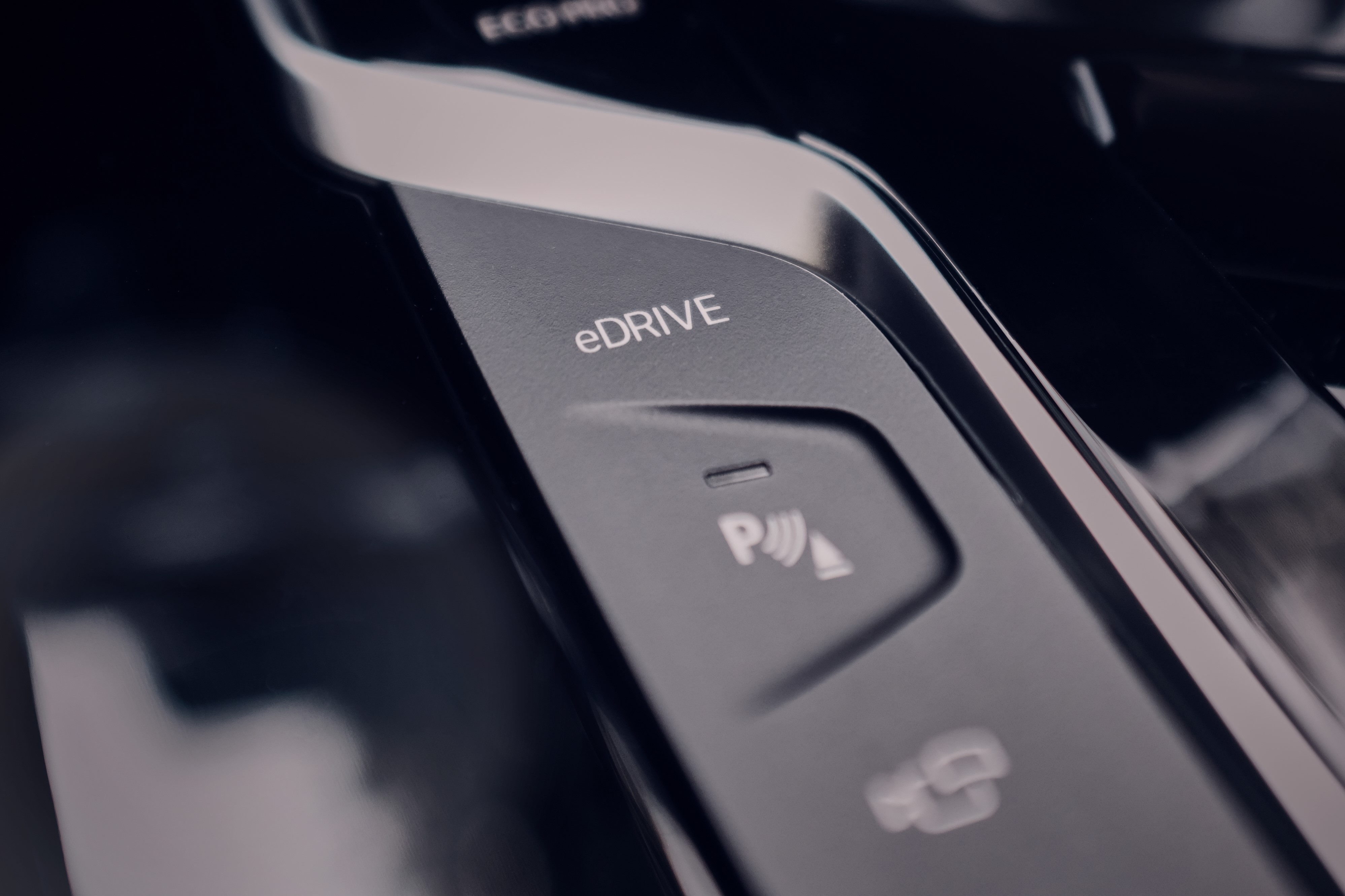 BMW X3 Hybrid ra mat anh 3