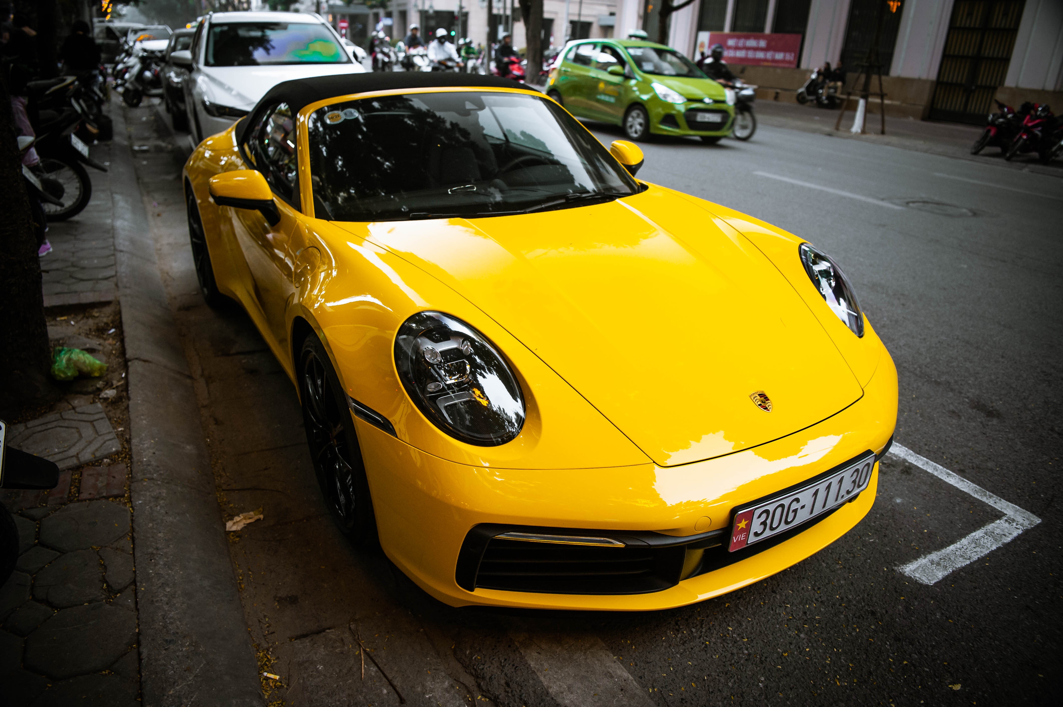 Porsche 911 Carrera S Cabriolet dau tien Viet Nam anh 3