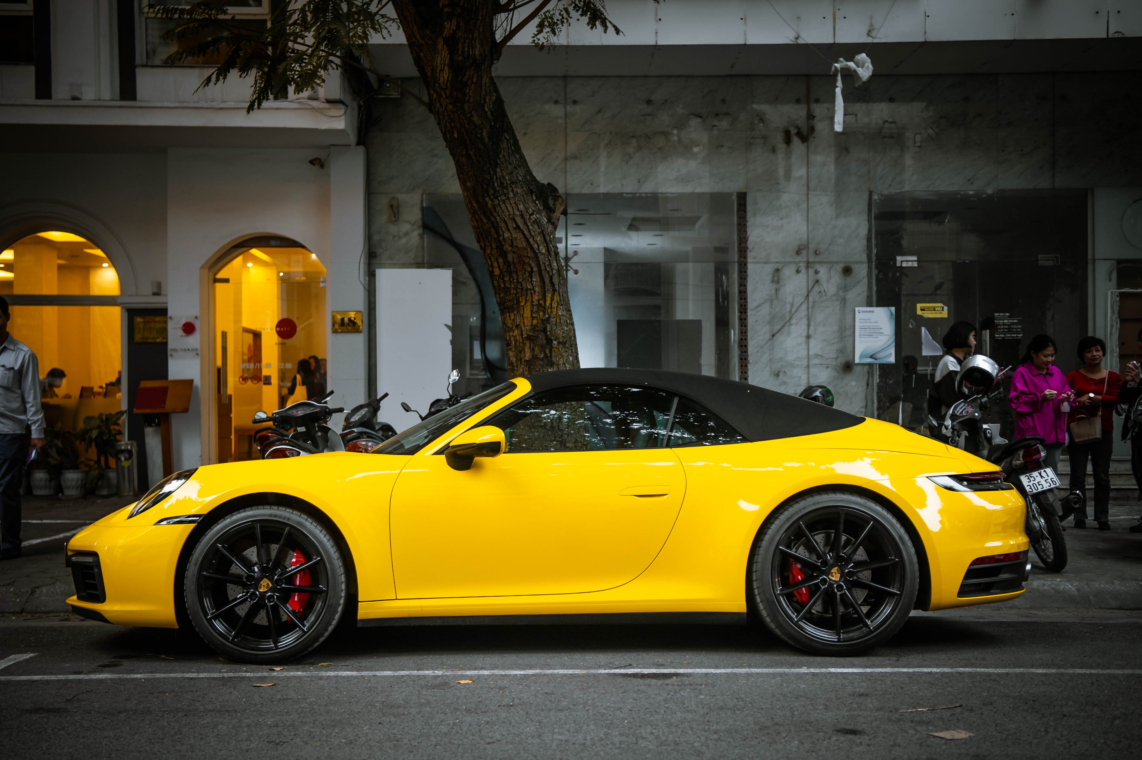 Porsche 911 Carrera S Cabriolet dau tien Viet Nam anh 2