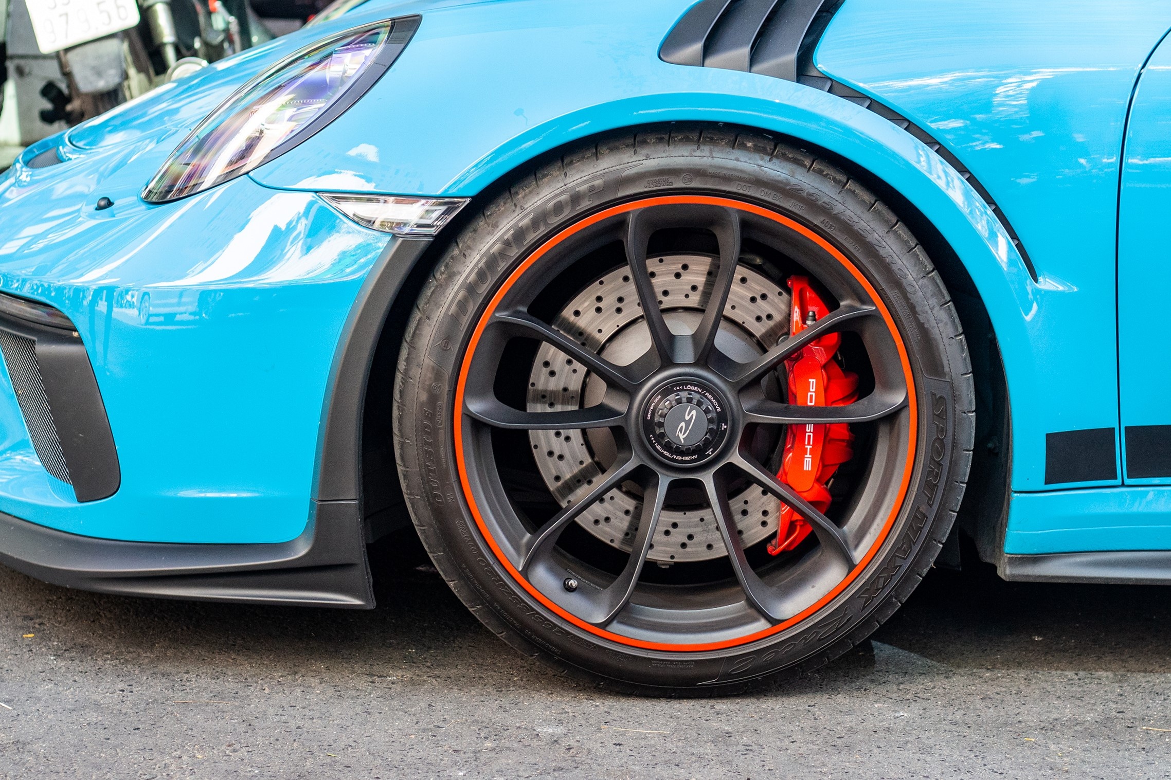 Porsche 911 GT3 RS mau doc anh 6
